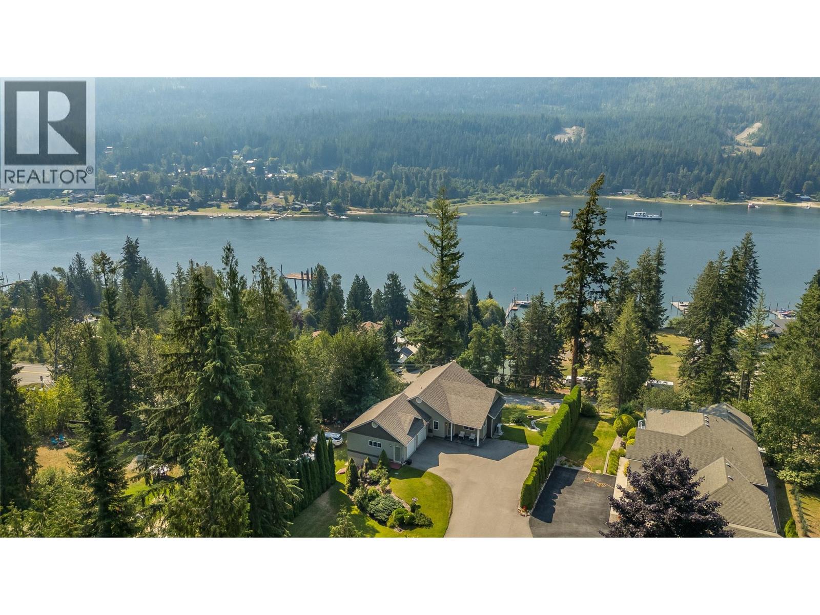 408 Balfour Heights Road Property Photo 4
