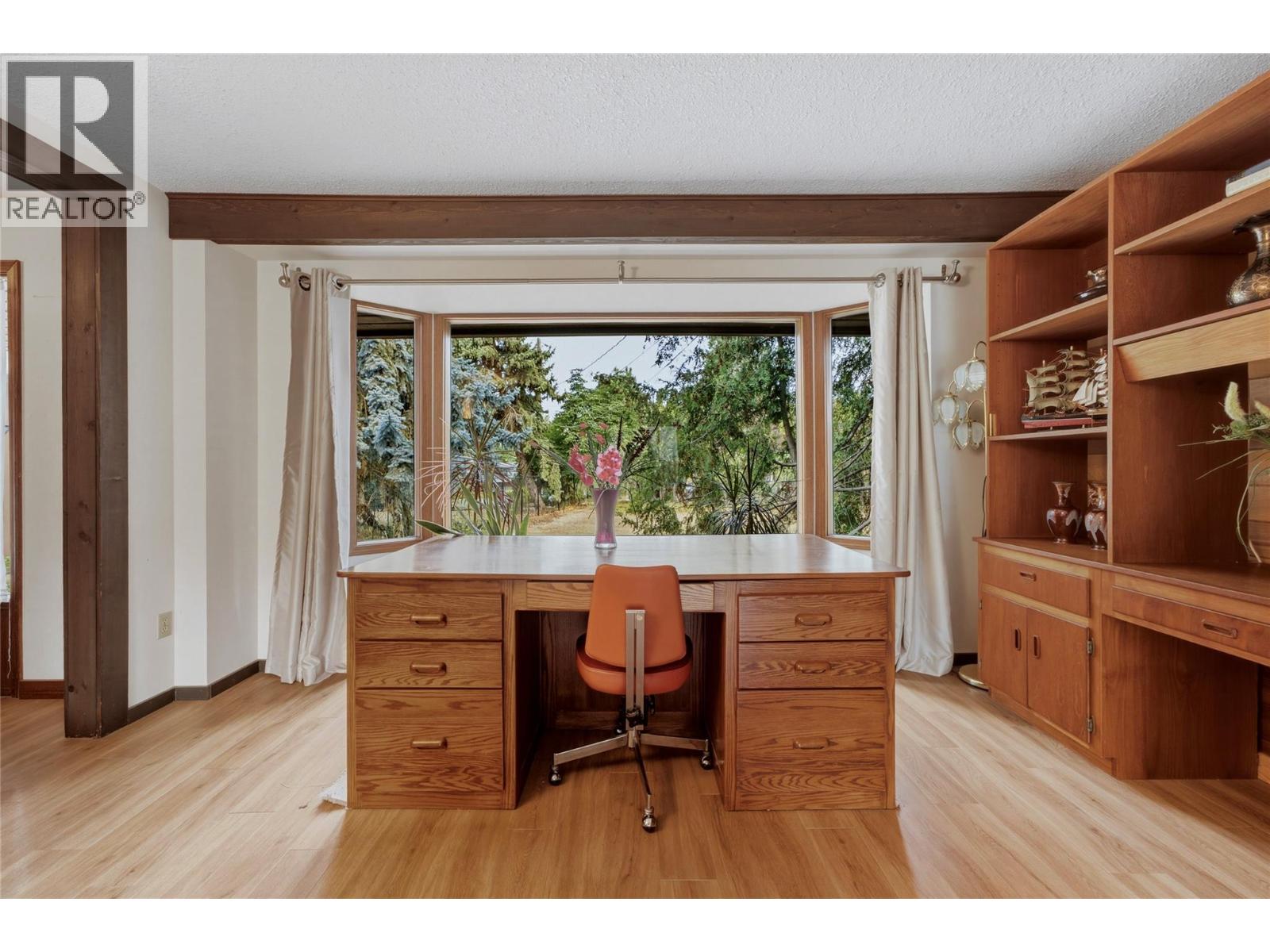7603 De Jong Drive Property Photo 12