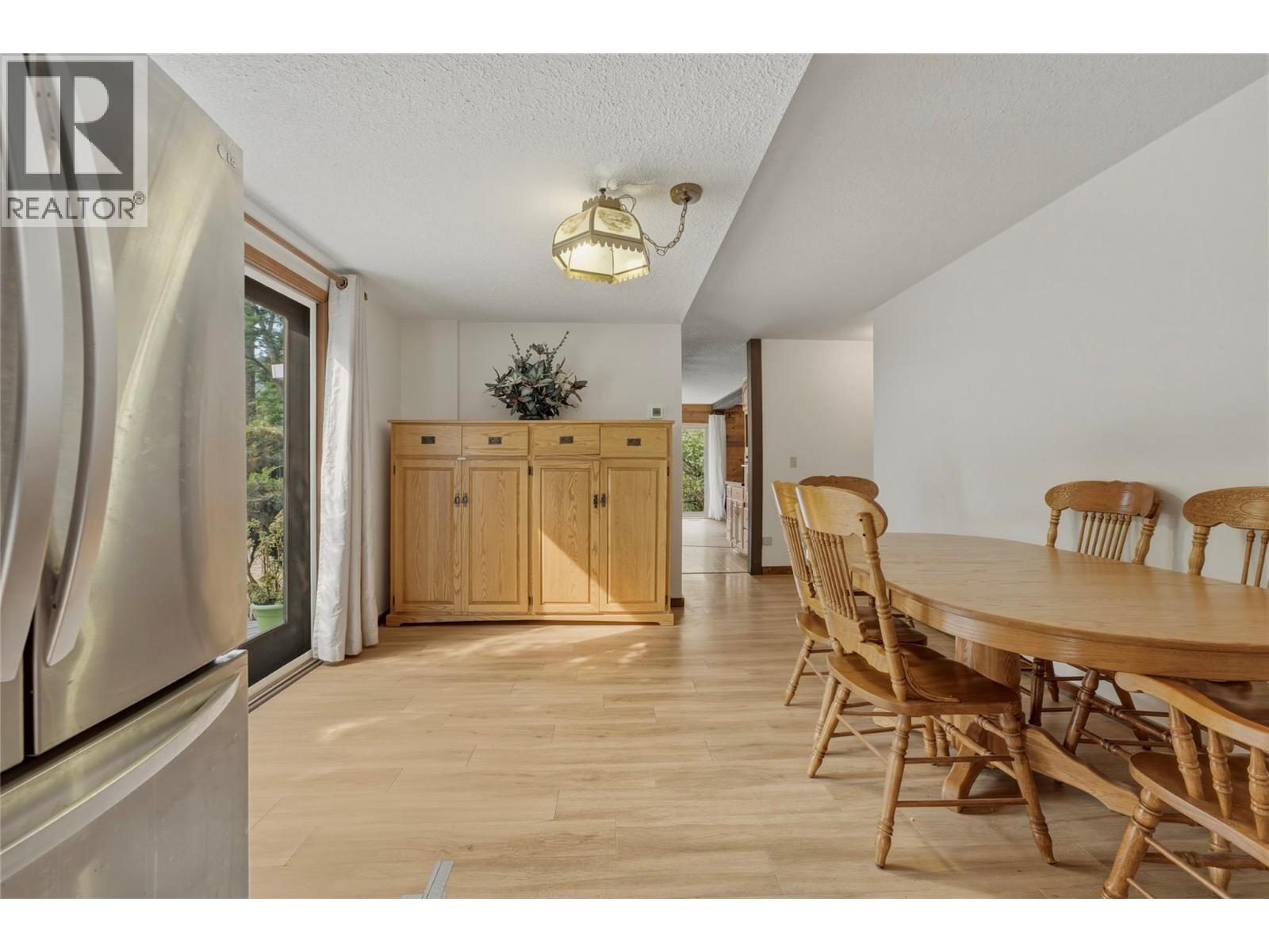 7603 De Jong Drive Property Photo 16