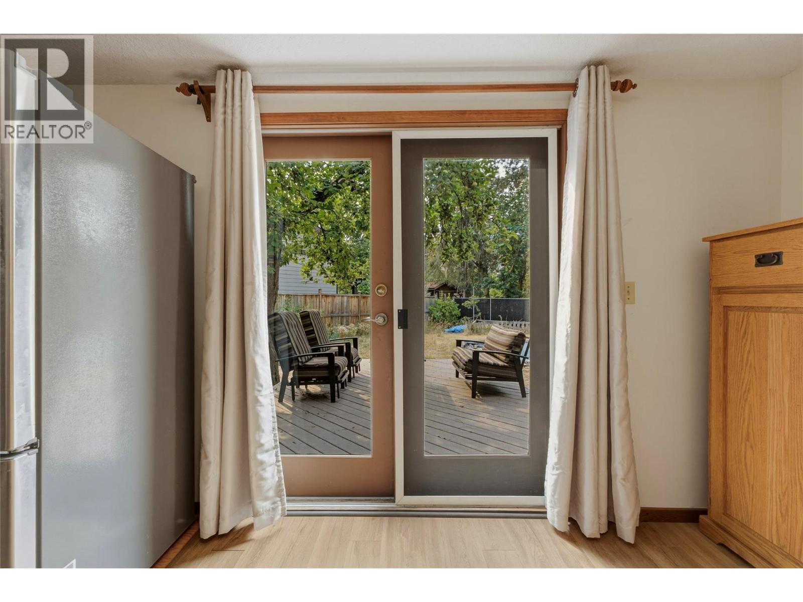 7603 De Jong Drive Property Photo 17
