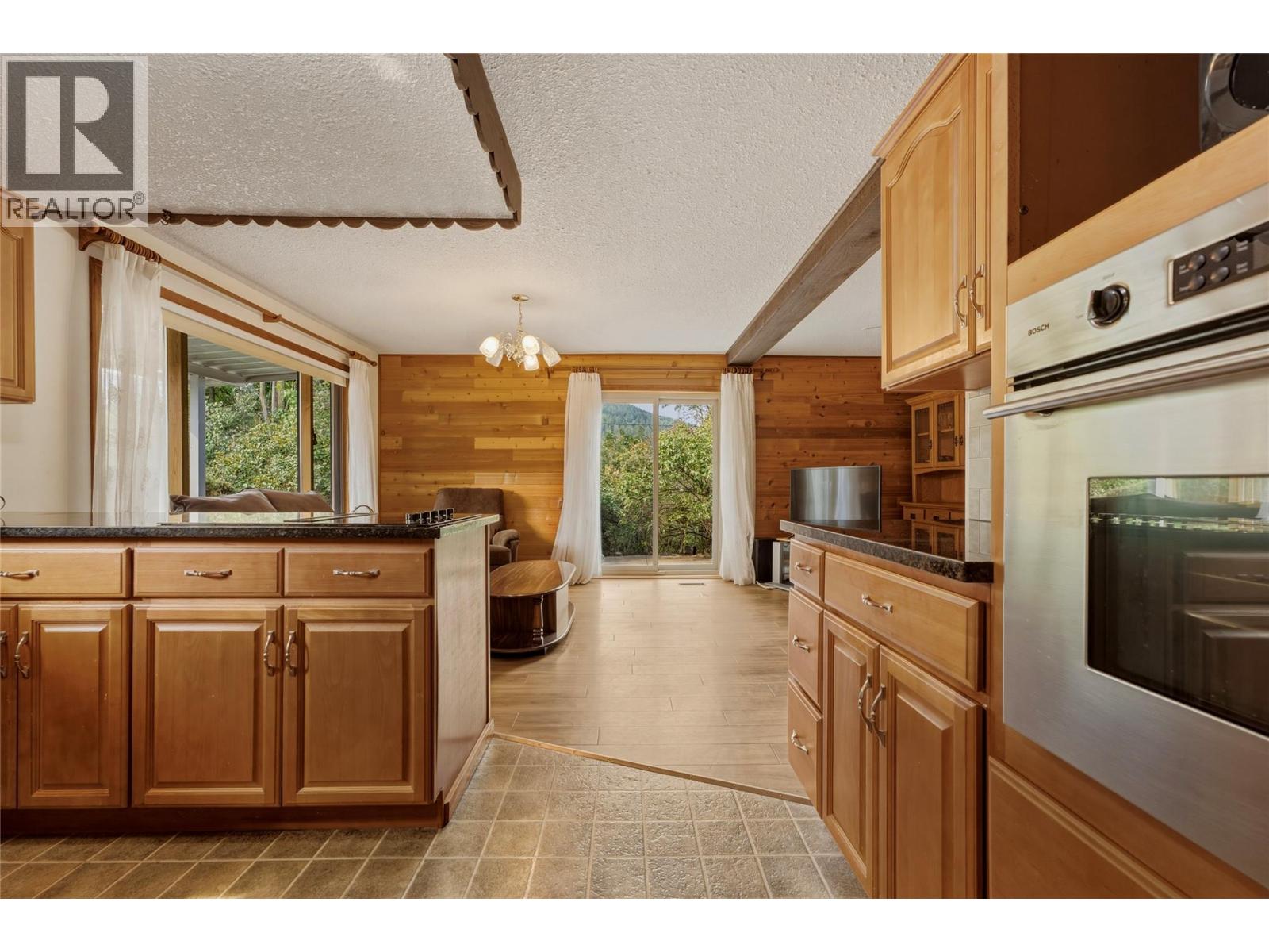 7603 De Jong Drive Property Photo 20