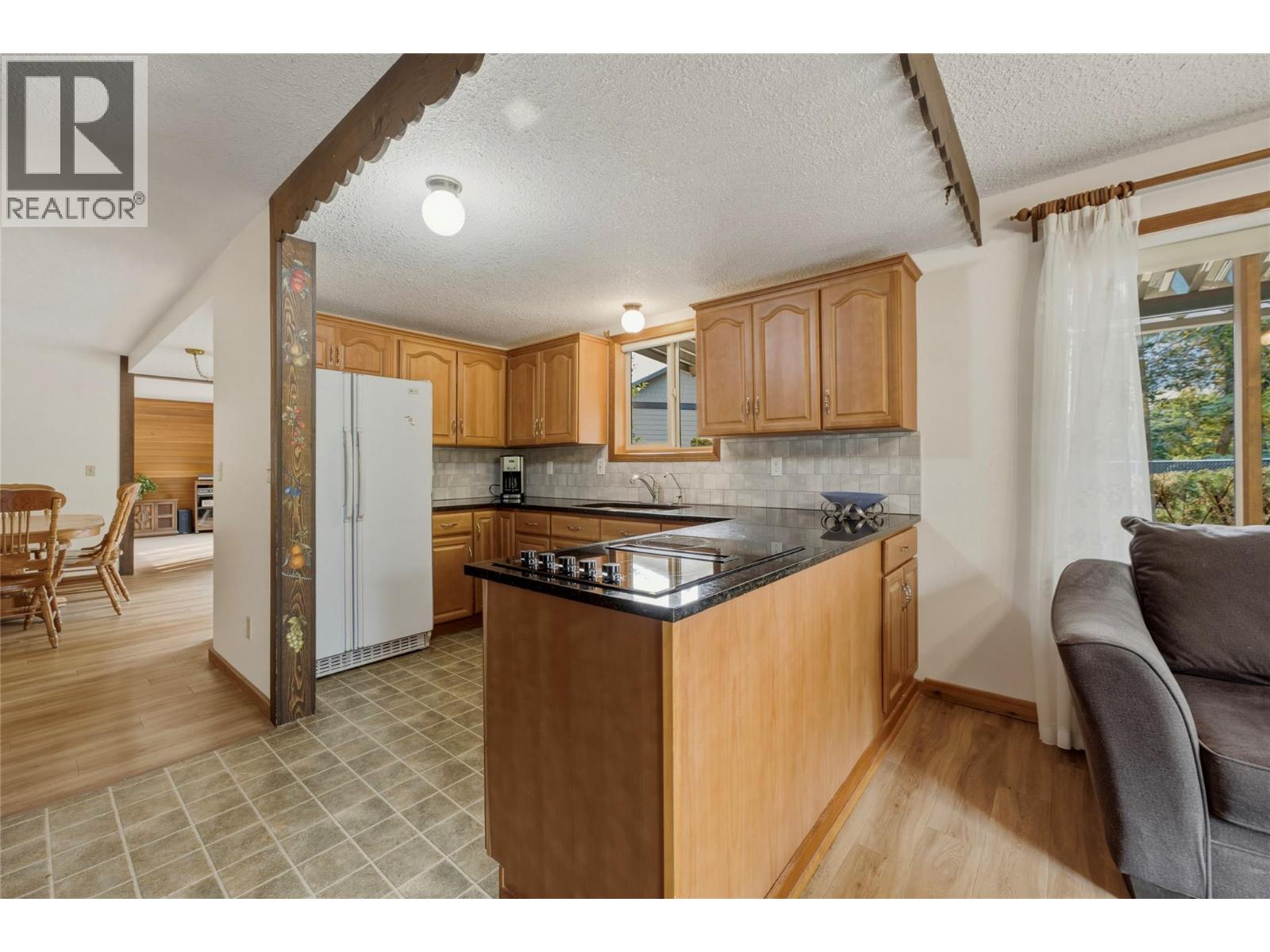 7603 De Jong Drive Property Photo 24