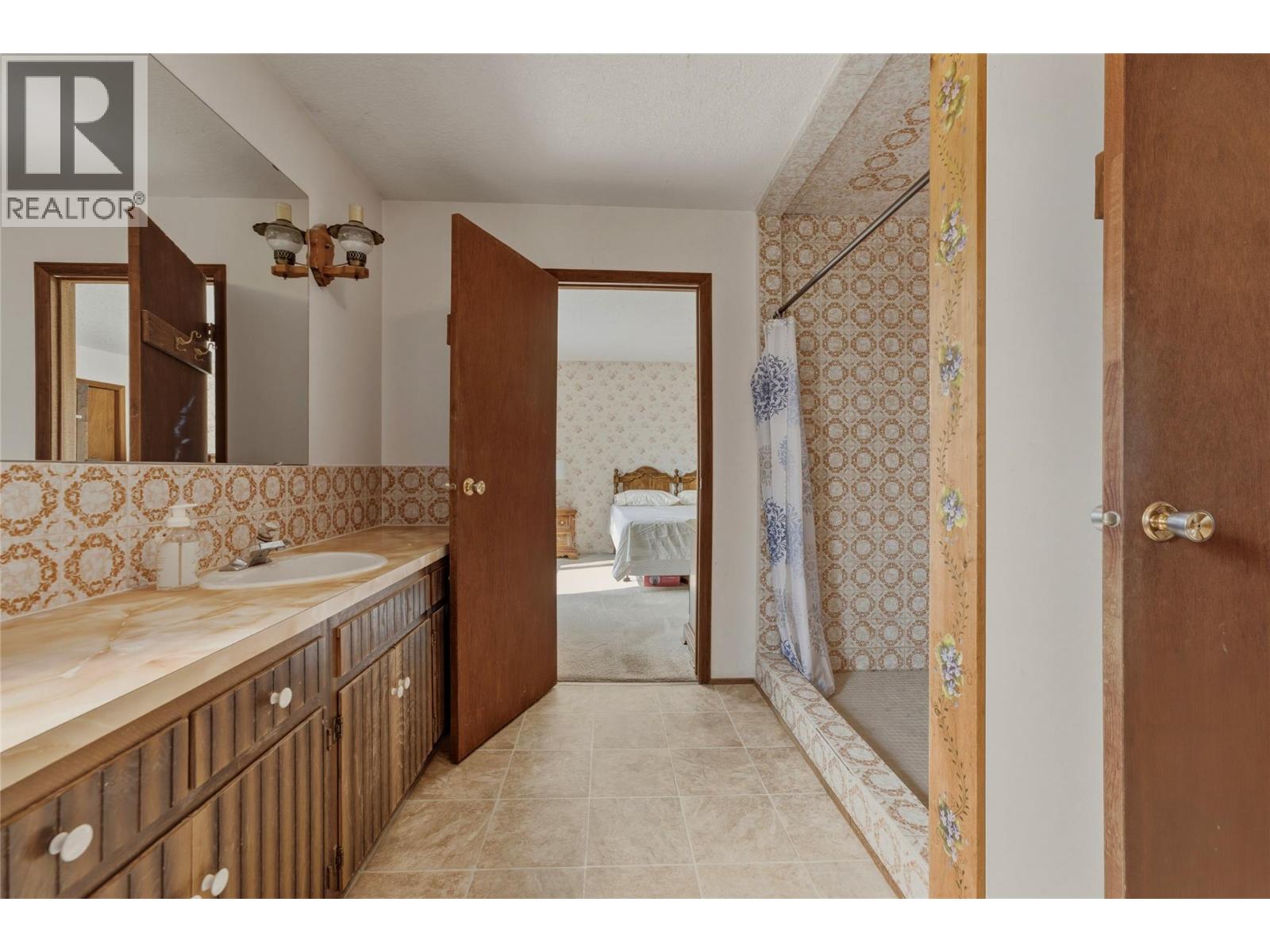 7603 De Jong Drive Property Photo 41