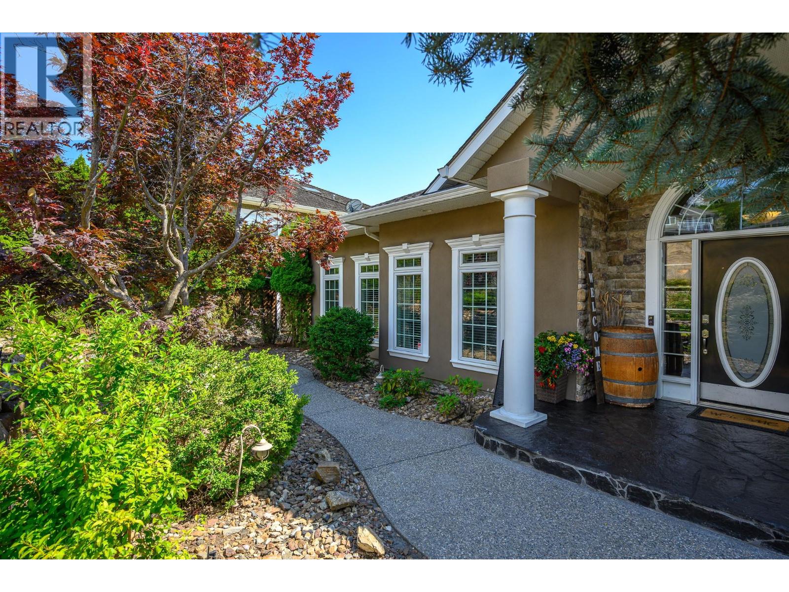 8853 Braeburn Drive Property Photo 4