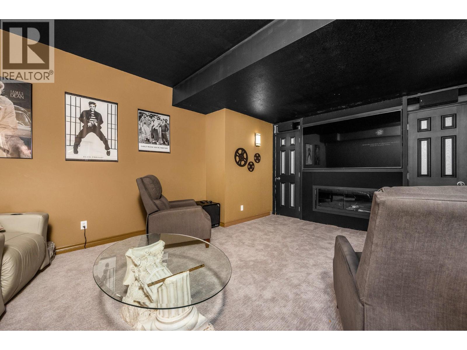 8853 Braeburn Drive Property Photo 33