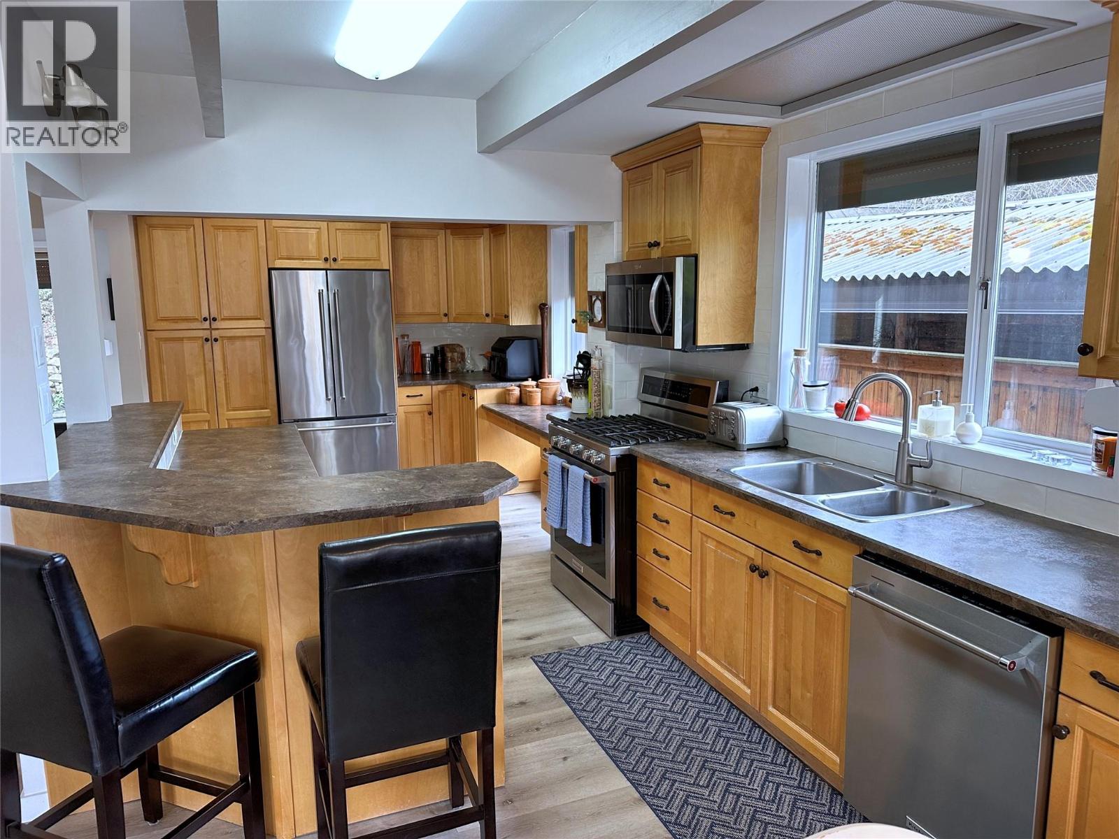 2428 Blind Bay Road Property Photo 7