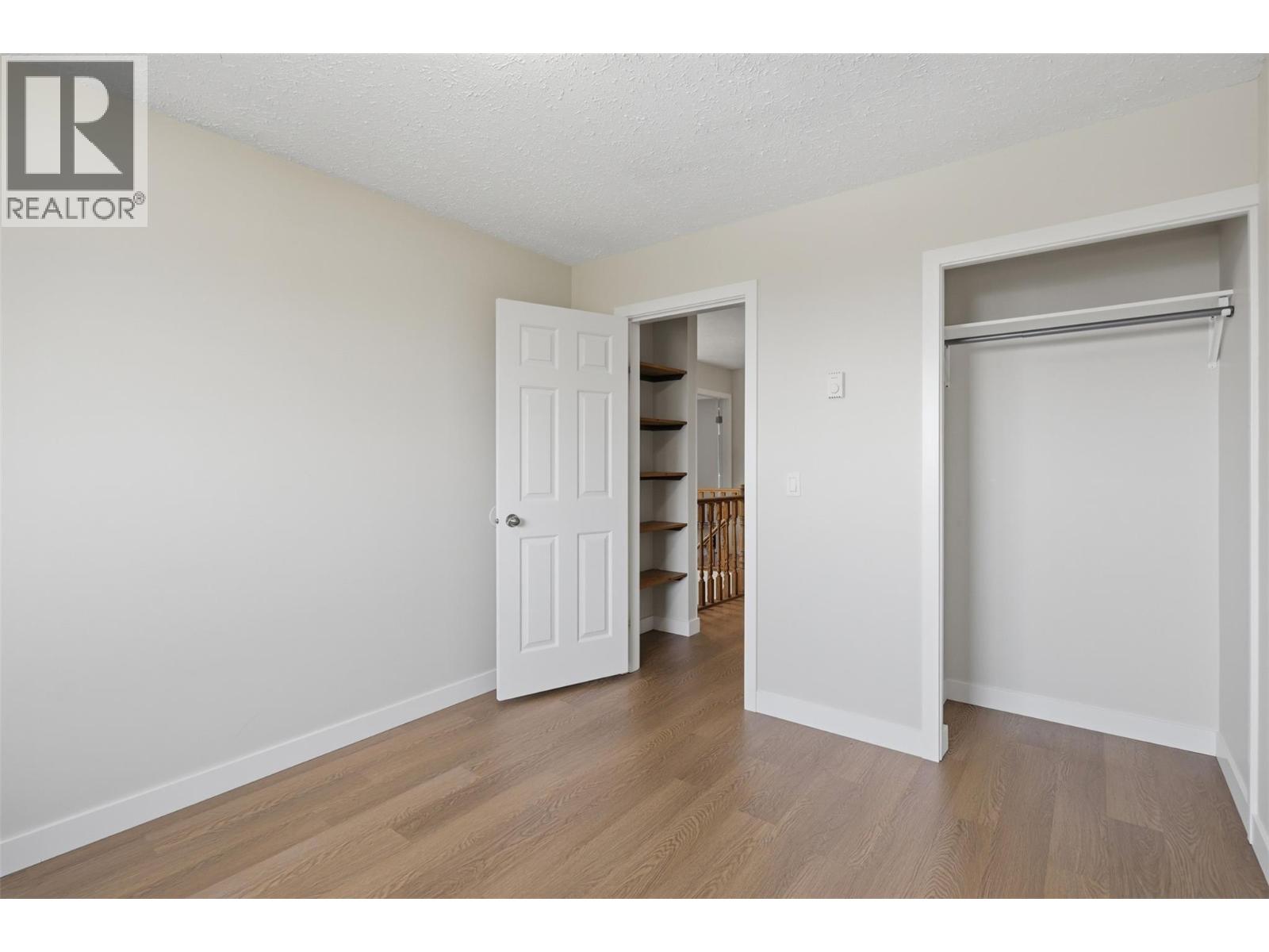 862 Greybriar Court Property Photo 39