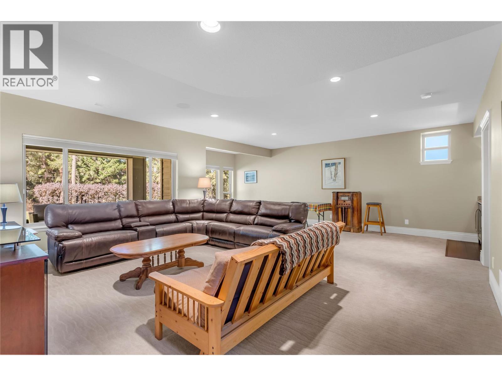 4157 Gallaghers Fairway S Property Photo 21