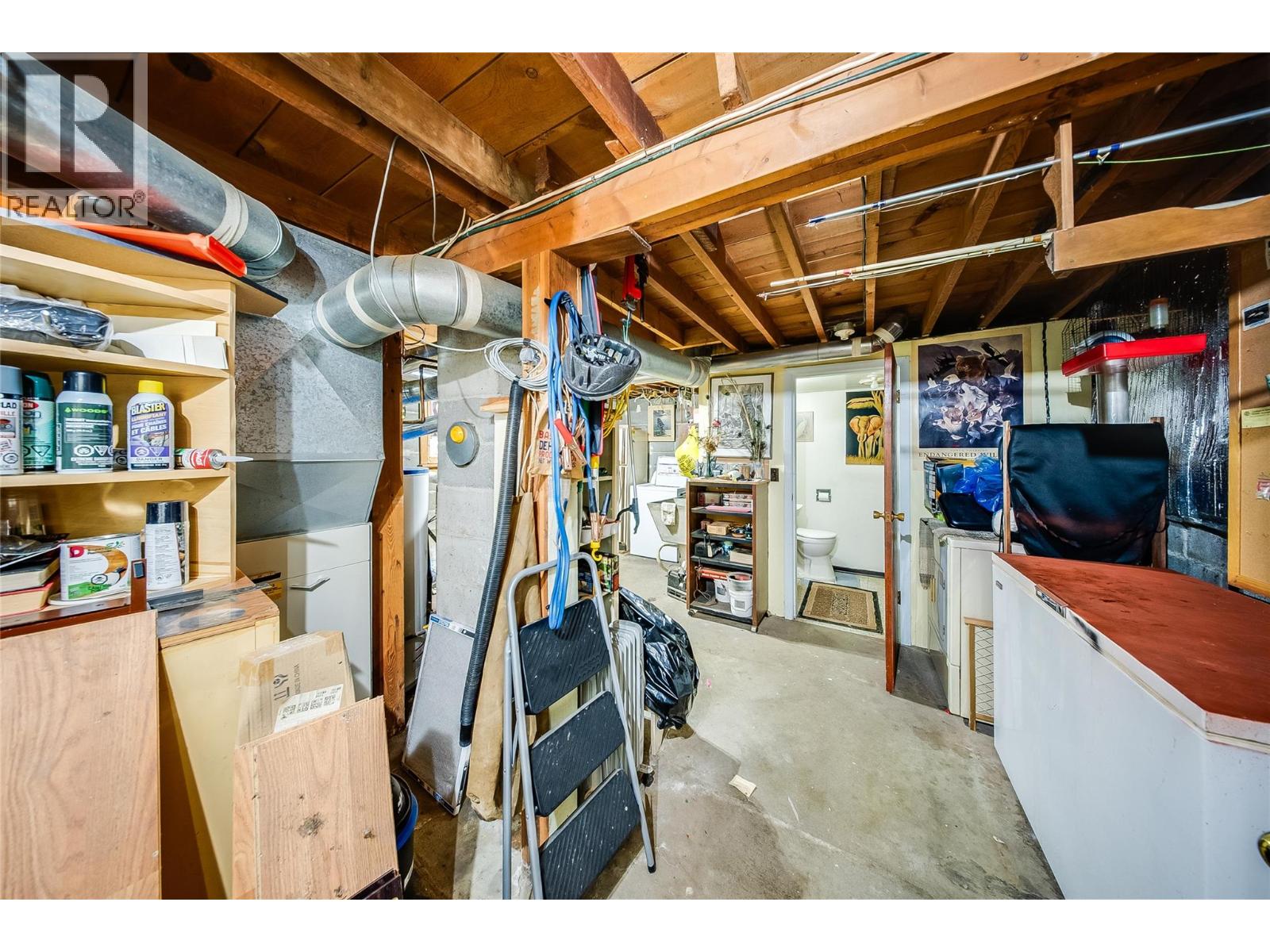 1562 Arrow Lakes Drive Property Photo 21