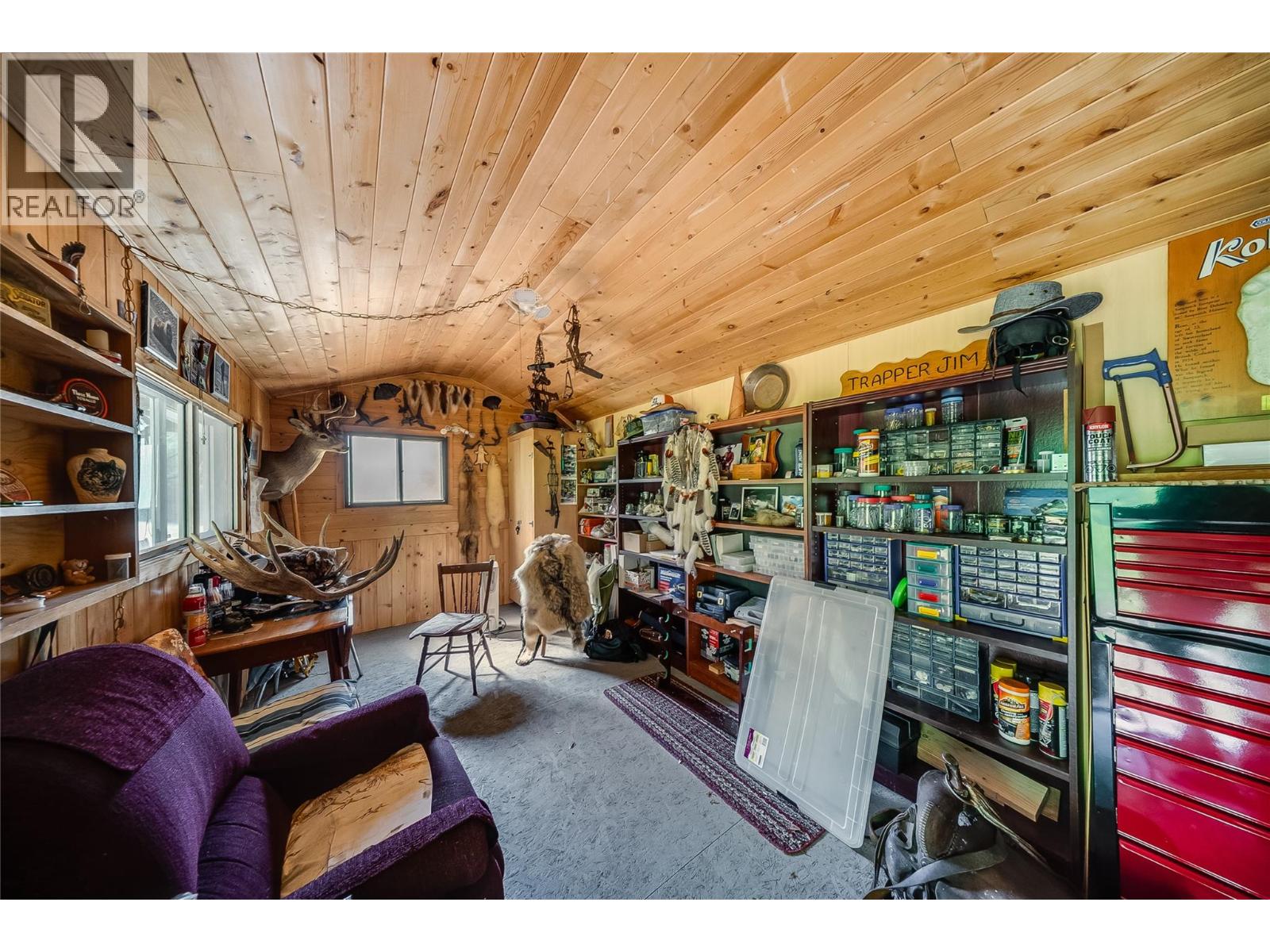 1562 Arrow Lakes Drive Property Photo 25