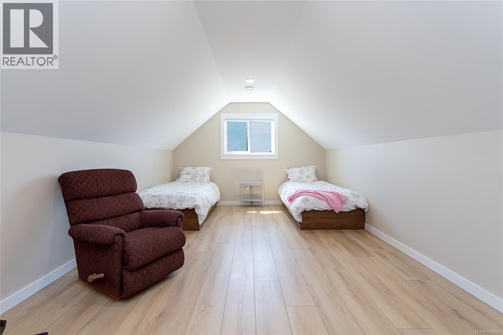 4650 Goldstream Heights Dr Property Photo 37