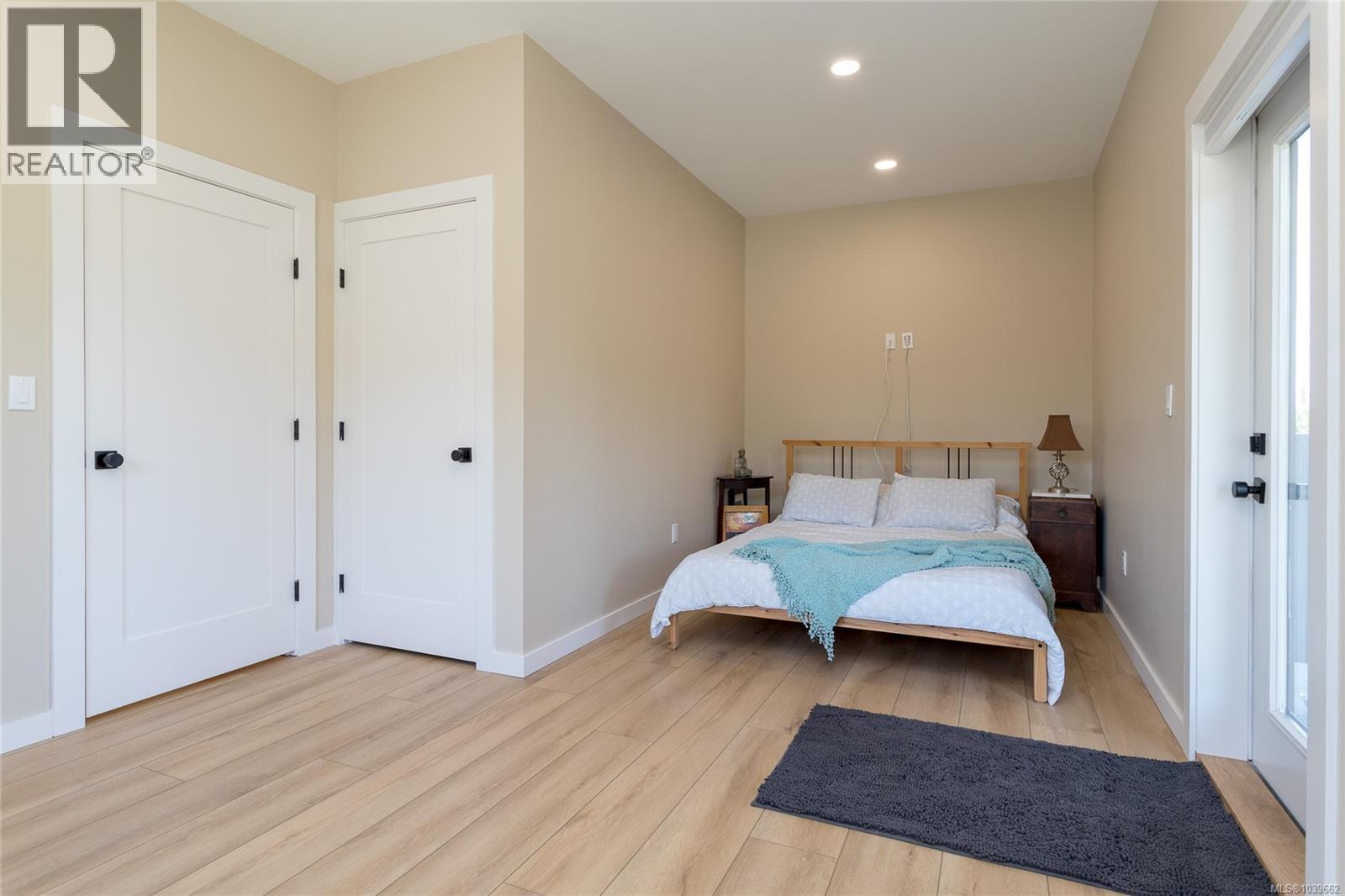 4650 Goldstream Heights Dr Property Photo 39