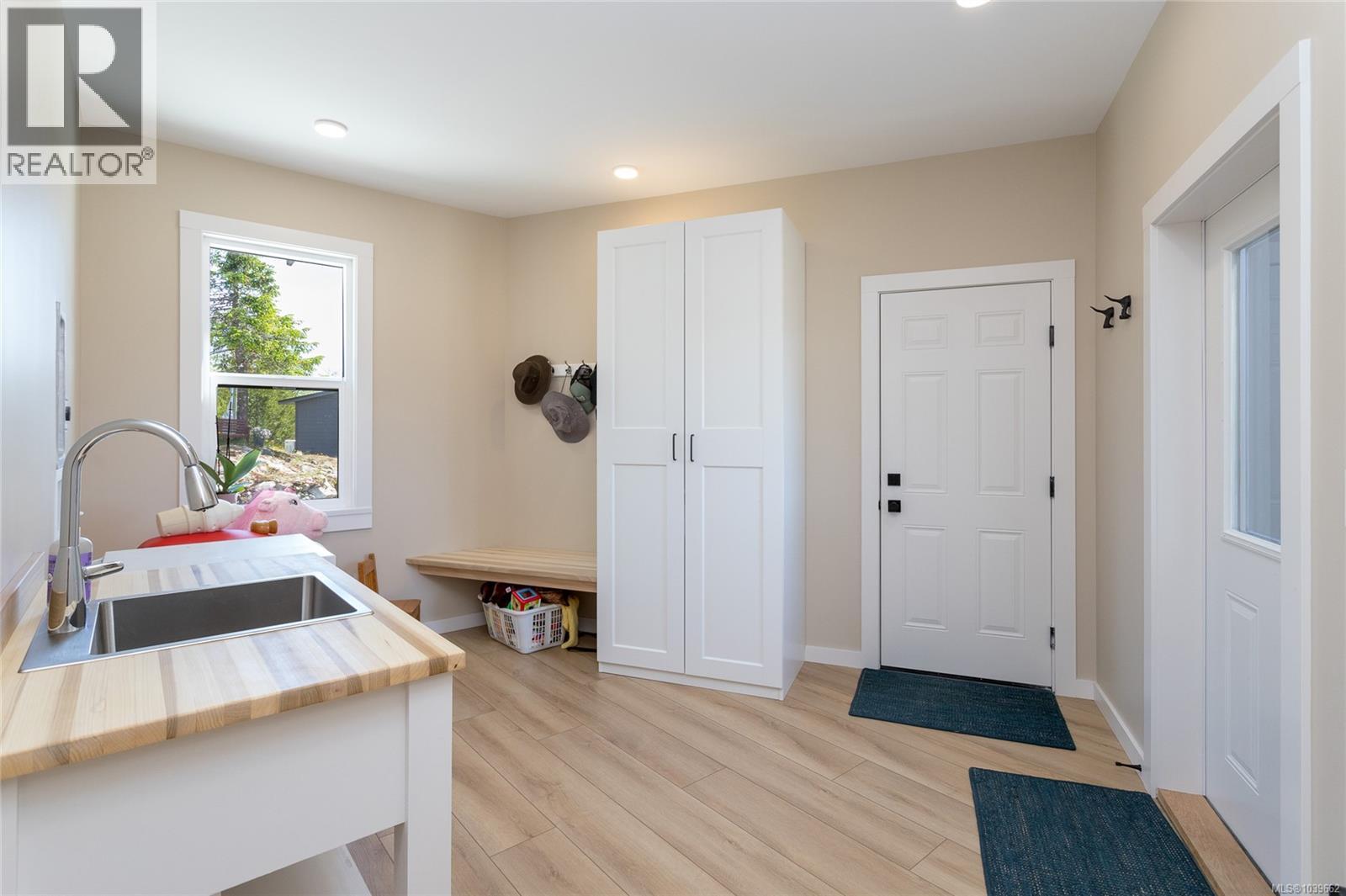 4650 Goldstream Heights Dr Property Photo 41
