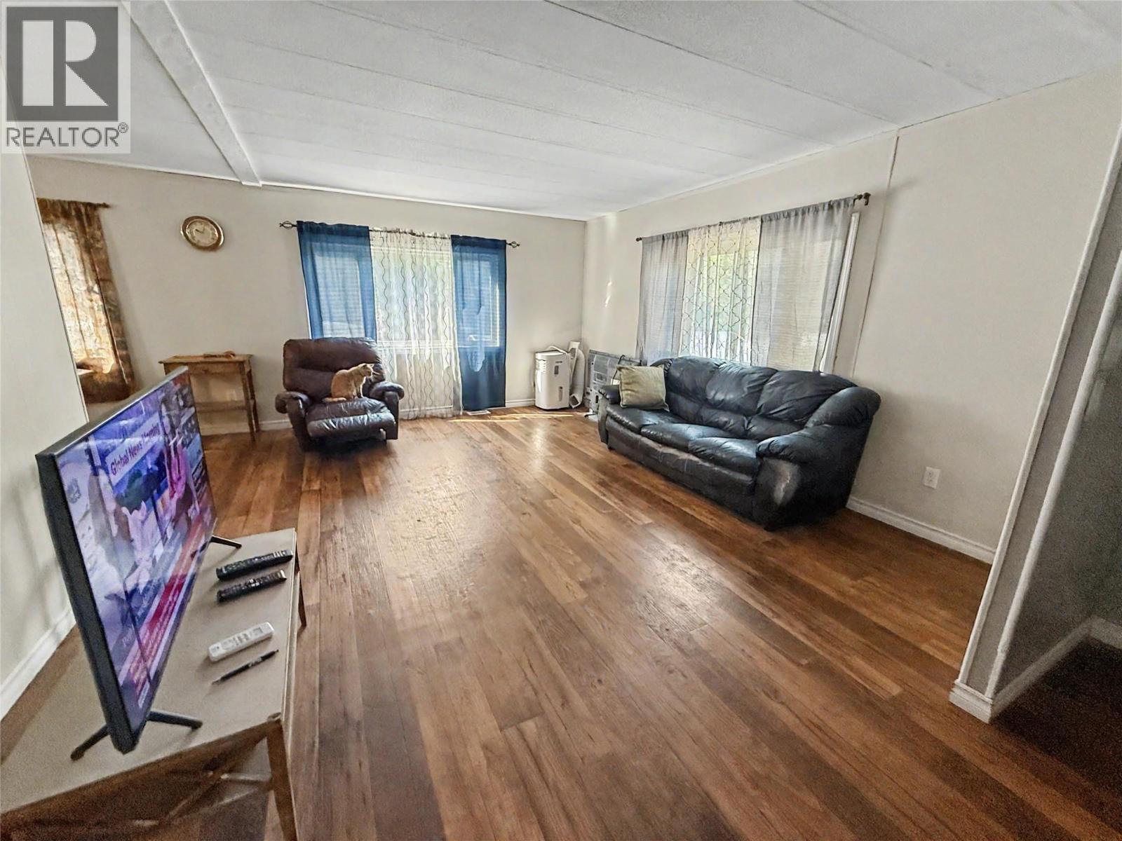 698 Strathmore Avenue Property Photo 6
