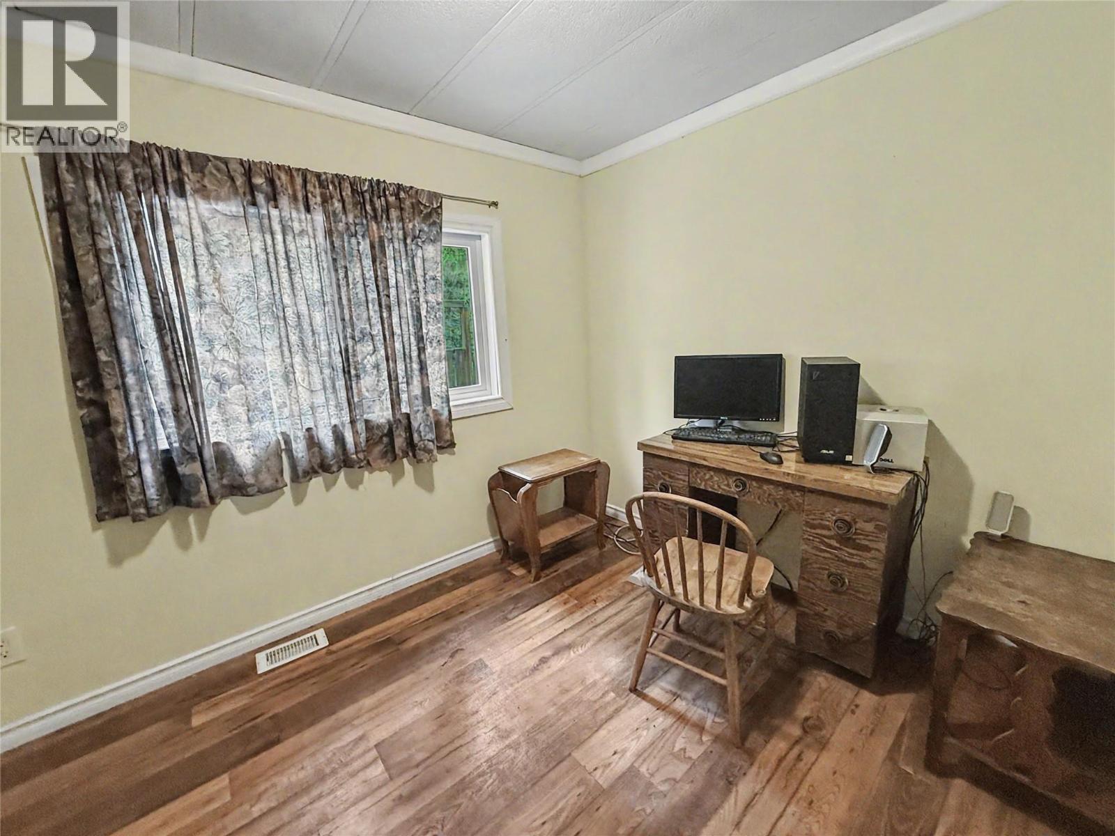 698 Strathmore Avenue Property Photo 7