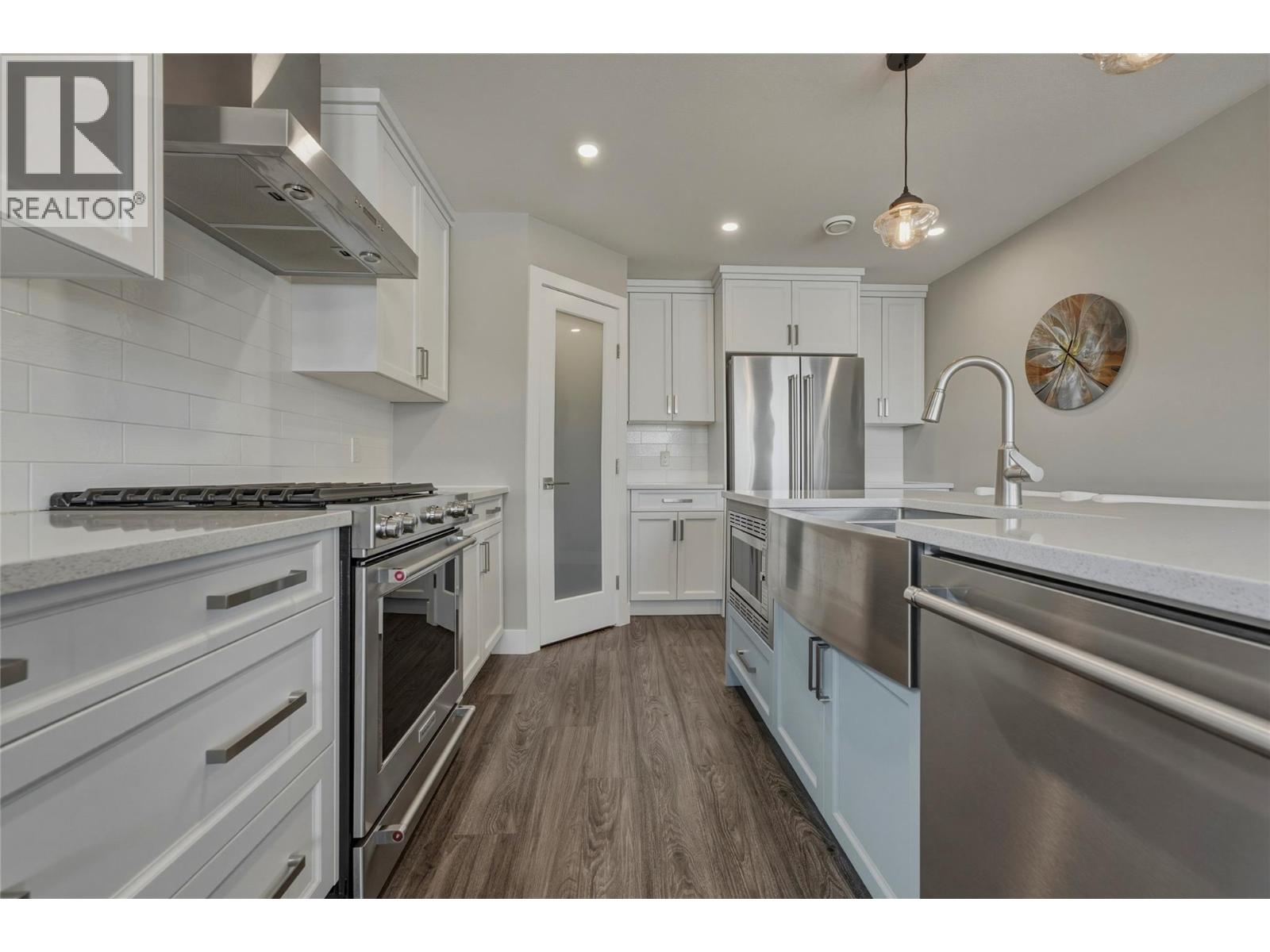 1804 46 Avenue Unit# 2 Property Photo 9