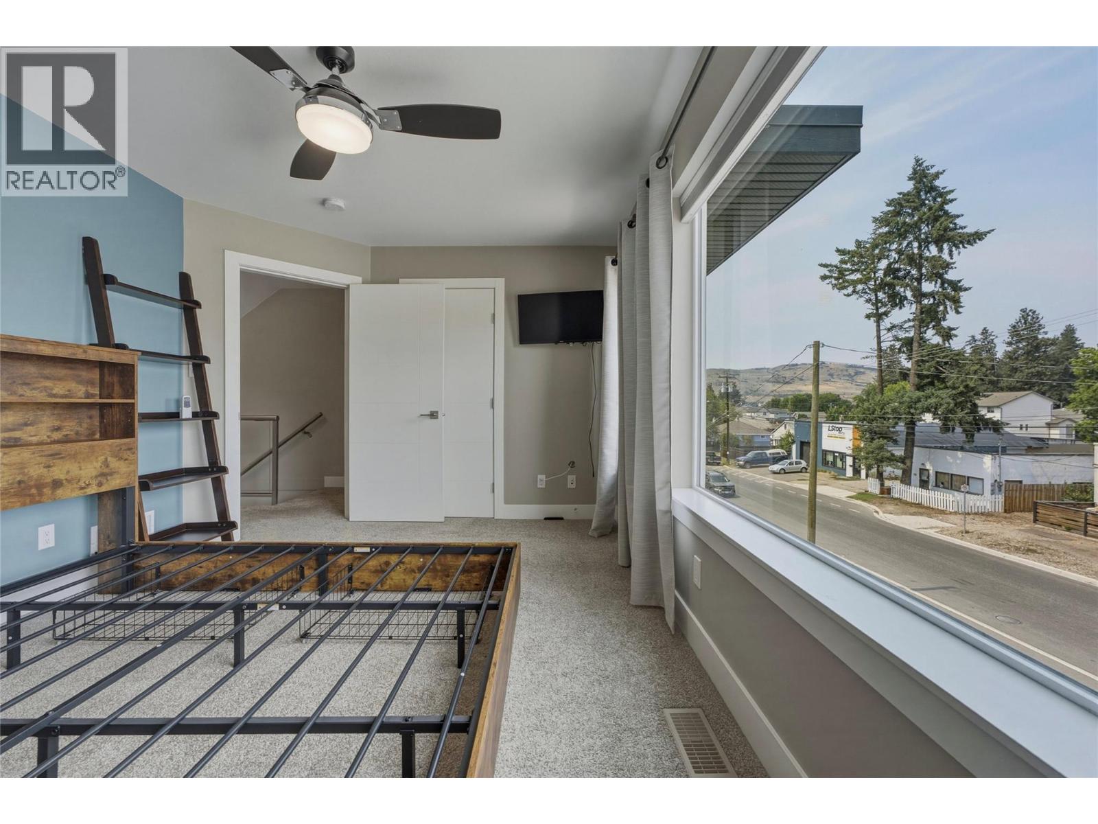 1804 46 Avenue Unit# 2 Property Photo 19