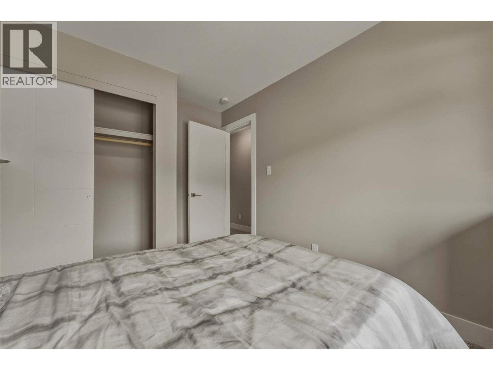 1804 46 Avenue Unit# 2 Property Photo 26