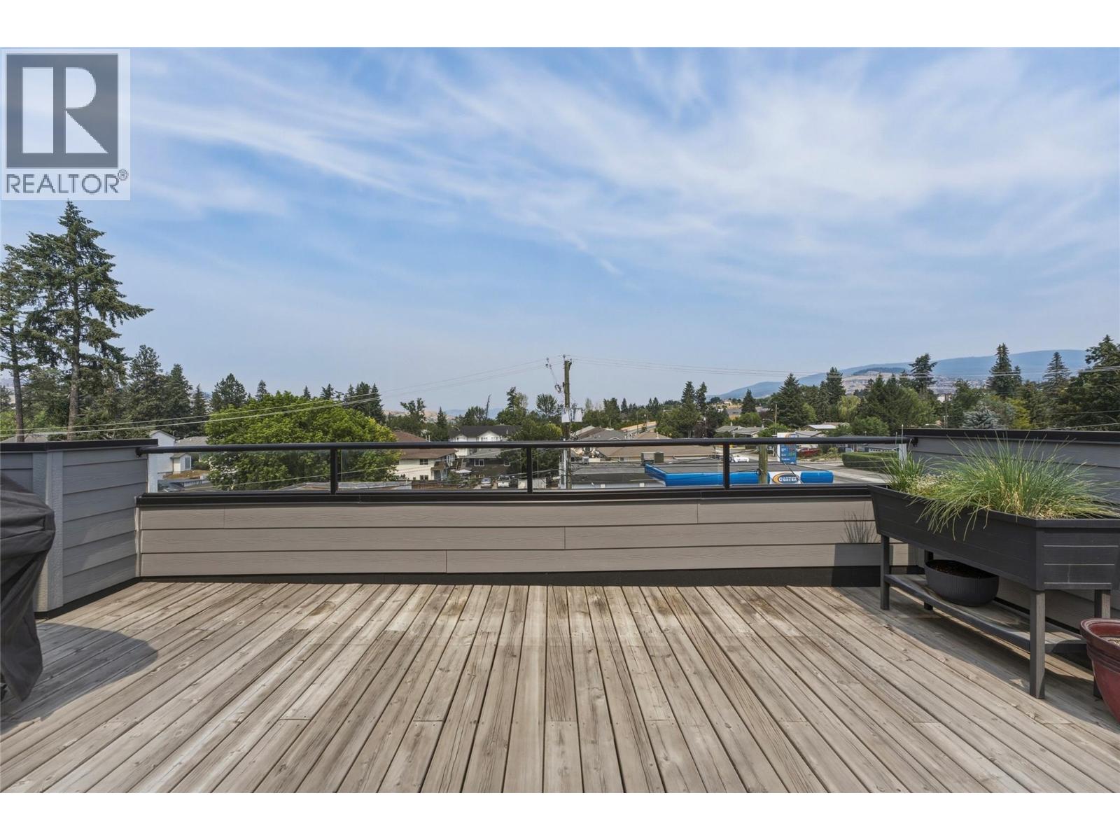 1804 46 Avenue Unit# 2 Property Photo 36