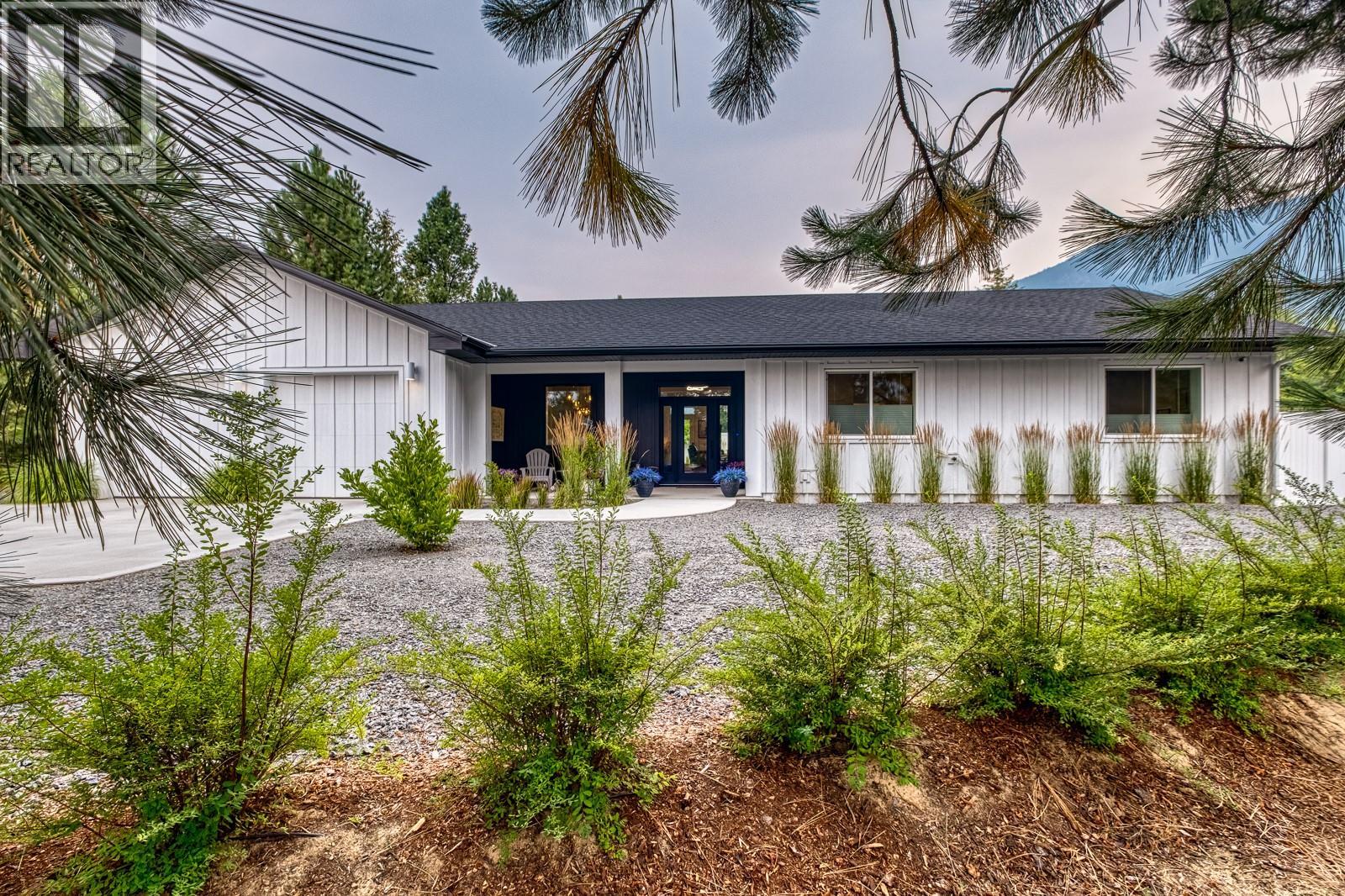 1217 Mcphee Road Property Photo 1
