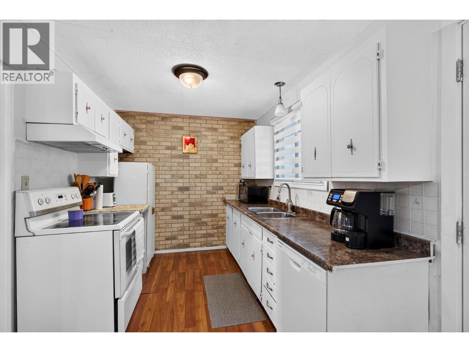 1904 22nd Street Property Photo 7
