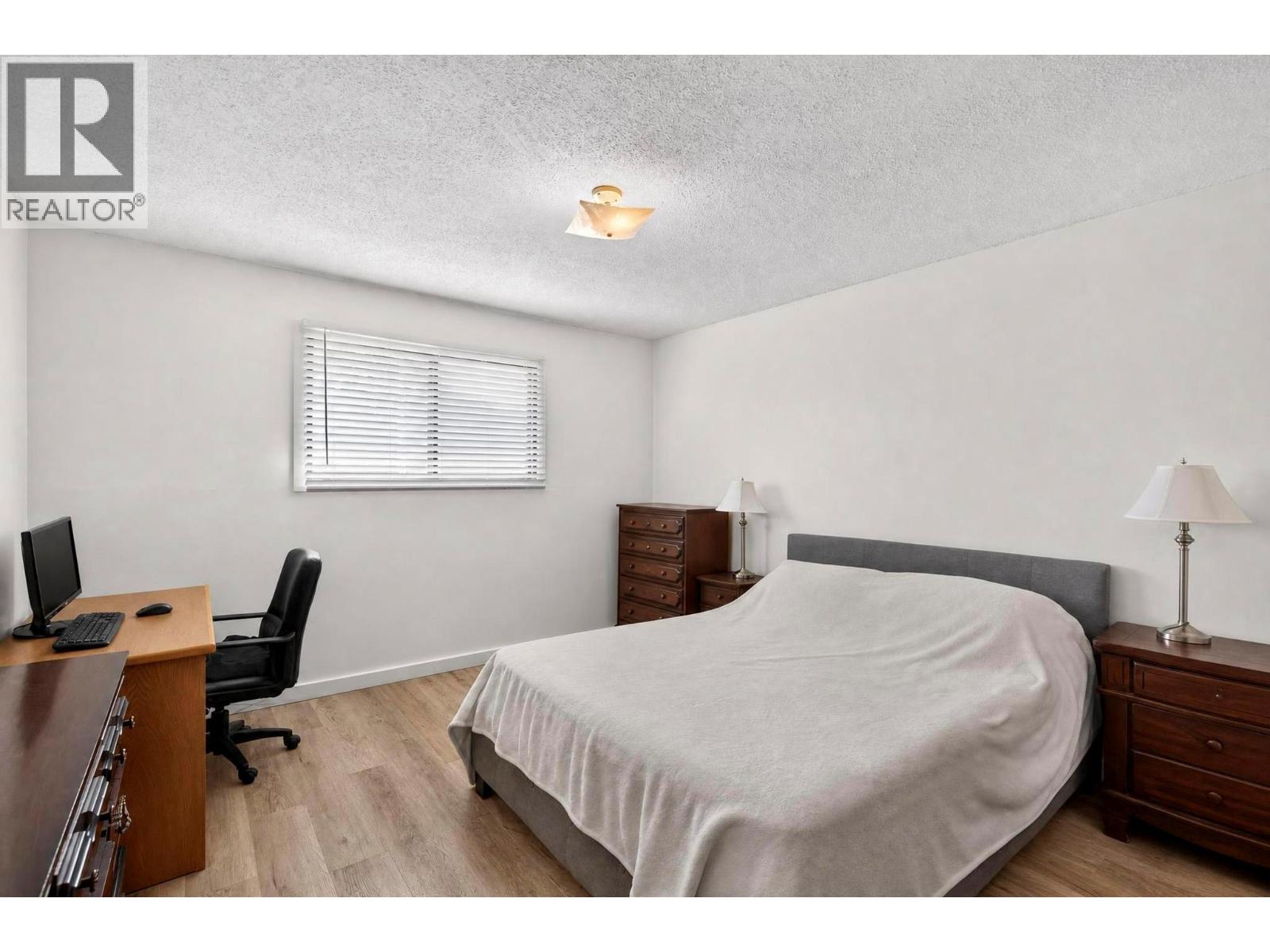 1904 22nd Street Property Photo 11
