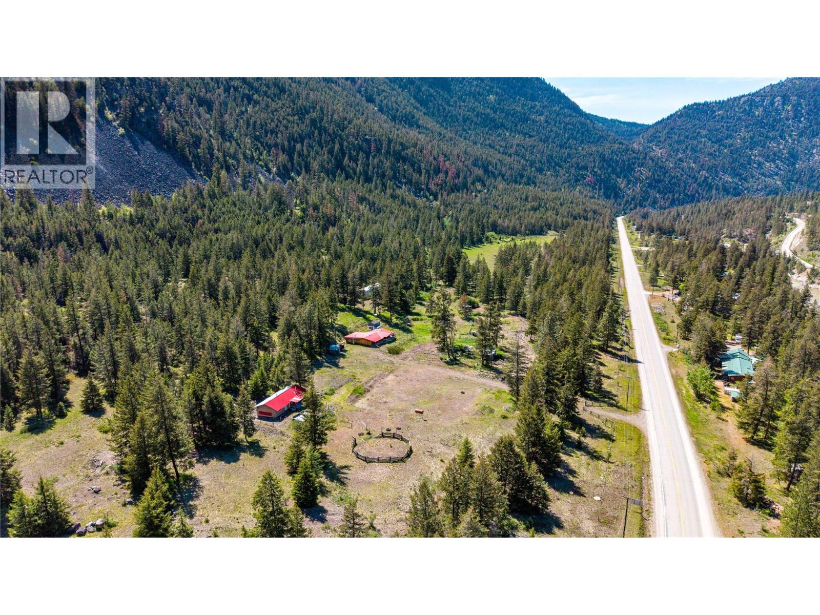 2451 Hwy 3 E Property Photo 11