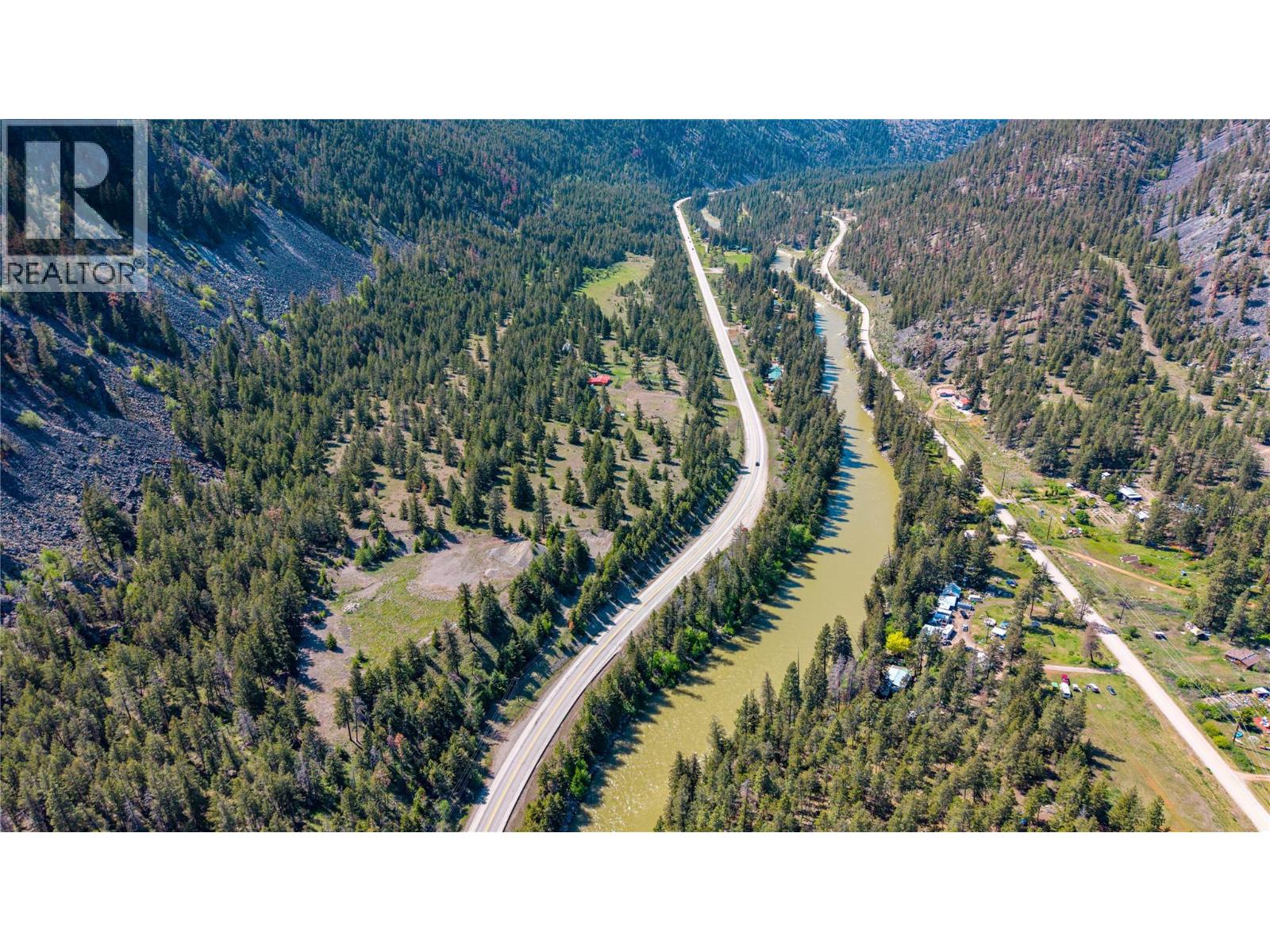 2451 Hwy 3 E Property Photo 15
