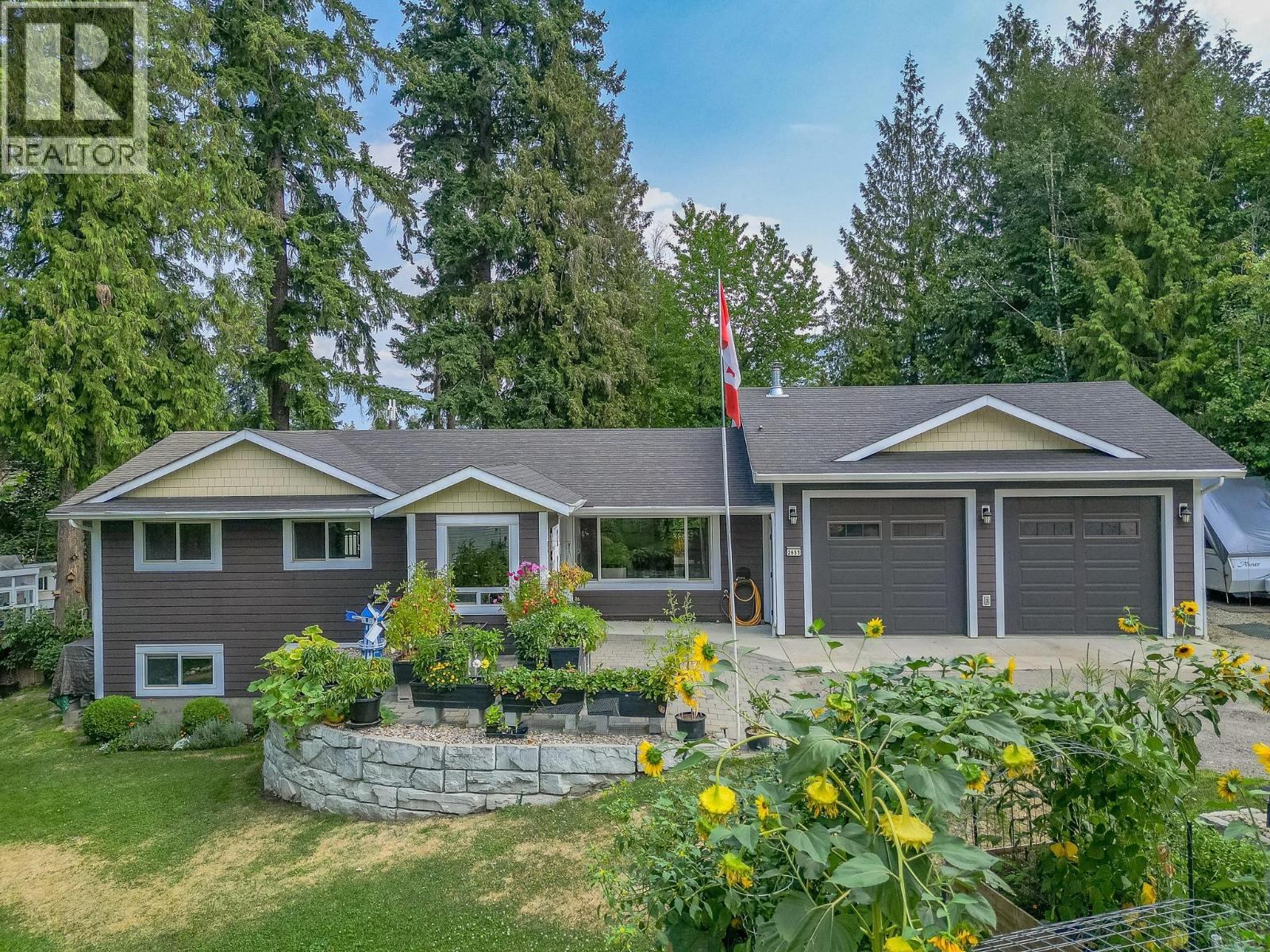 2651 Okanagan Avenue NE