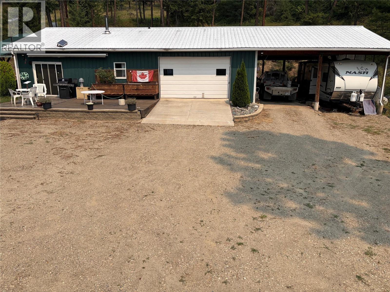 7465 Broadwater Road Property Photo 3