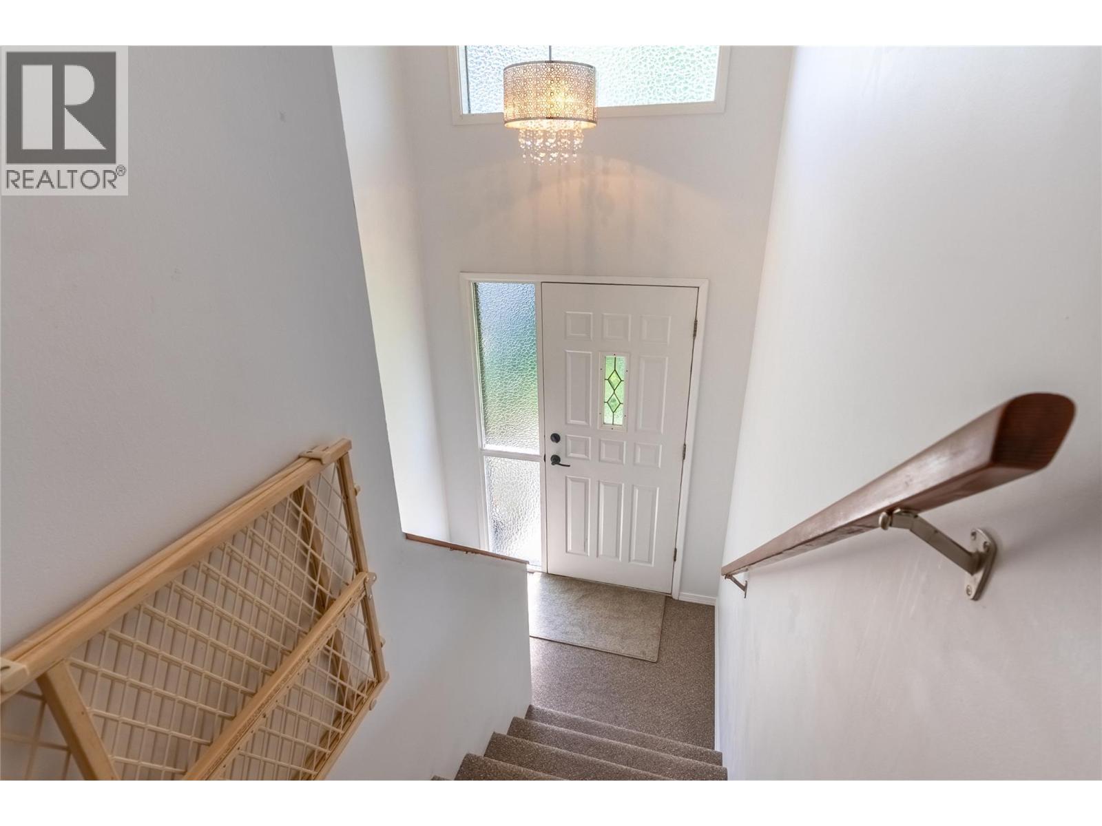 1254 Heustis Drive Property Photo 14