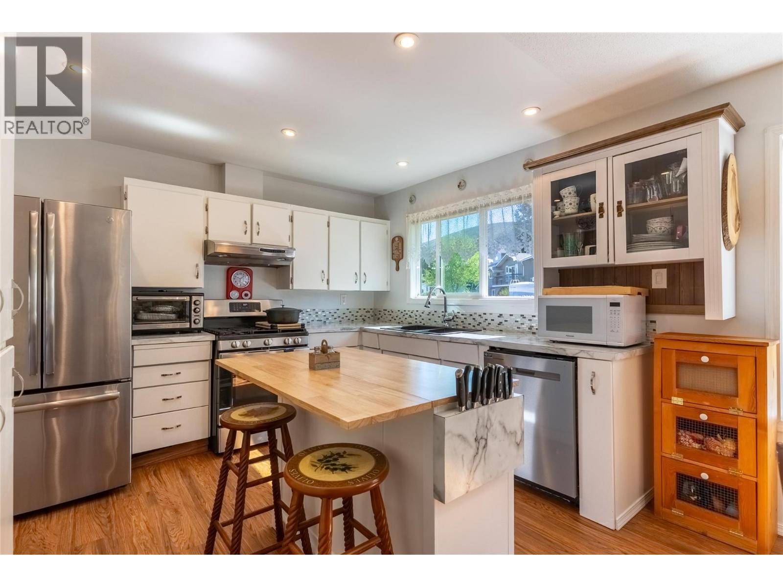 1254 Heustis Drive Property Photo 19