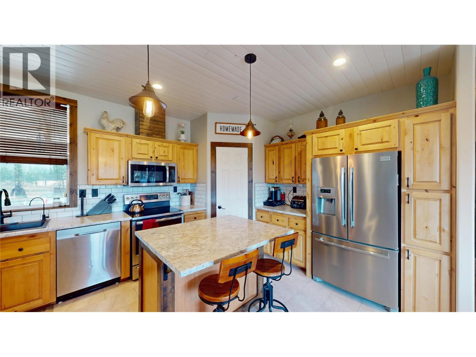 7229 3/93 Highway Property Photo 31