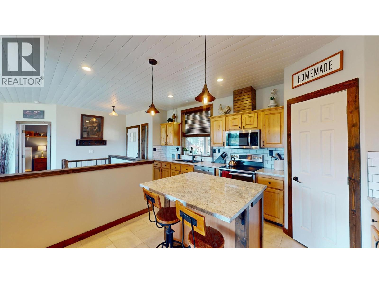 7229 3/93 Highway Property Photo 32