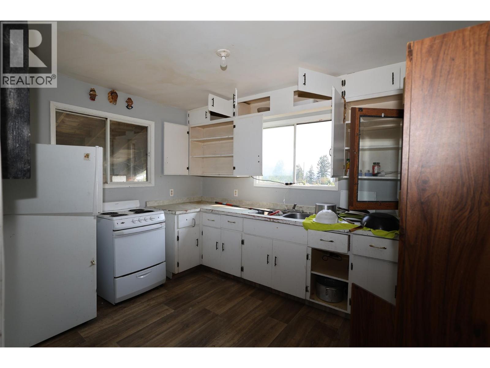 1227 25th S Avenue Property Photo 3