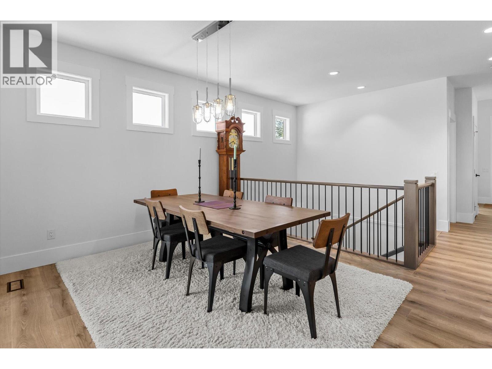 185 Diamond Way Property Photo 18