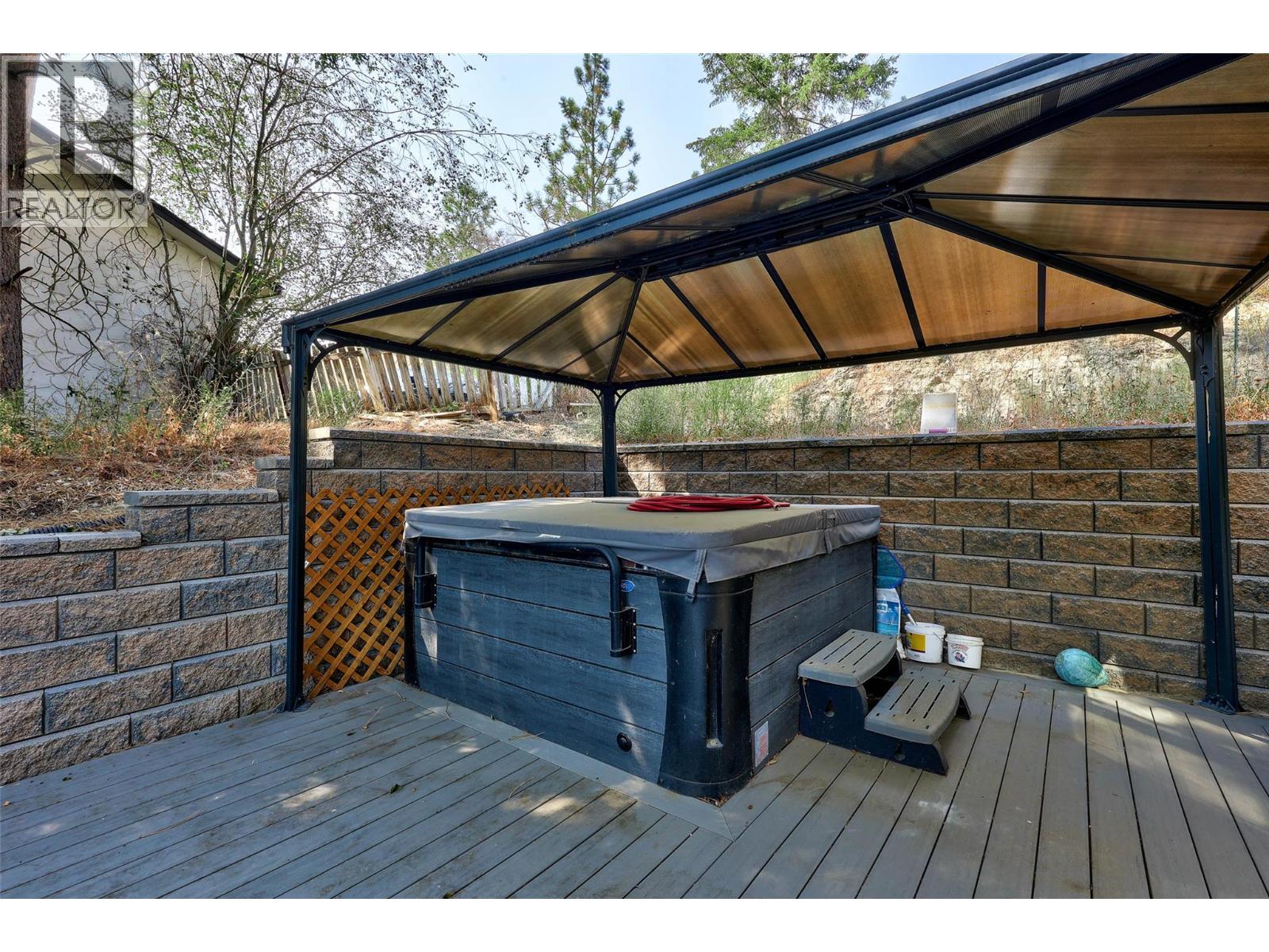 4326 Karindale Road Property Photo 37