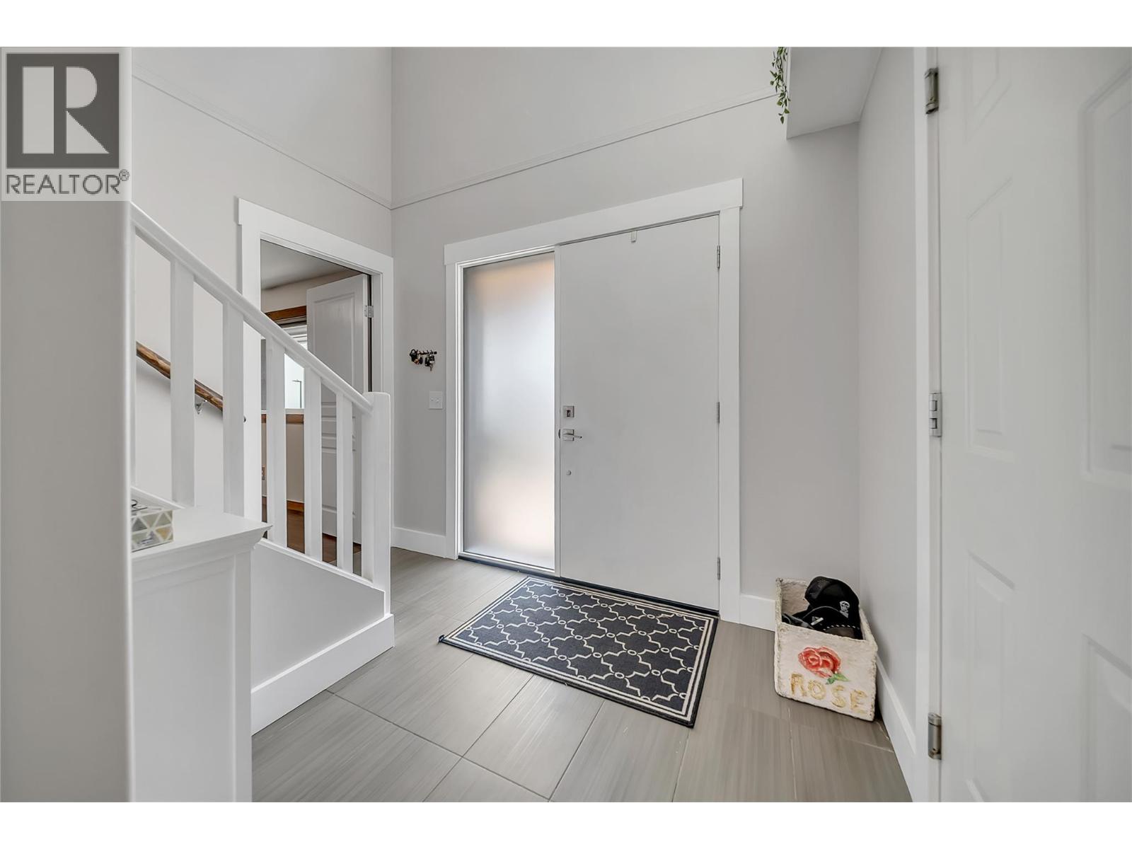 2310 Shannon Heights Place Property Photo 4