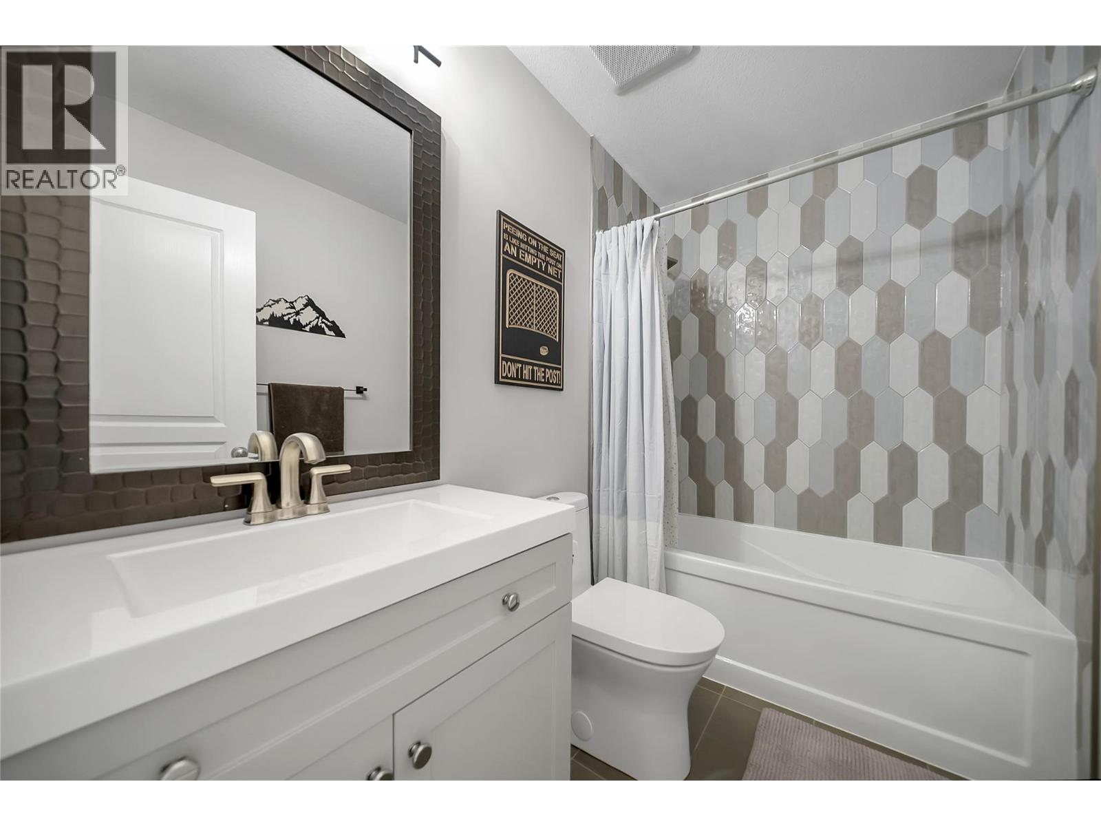 2310 Shannon Heights Place Property Photo 20
