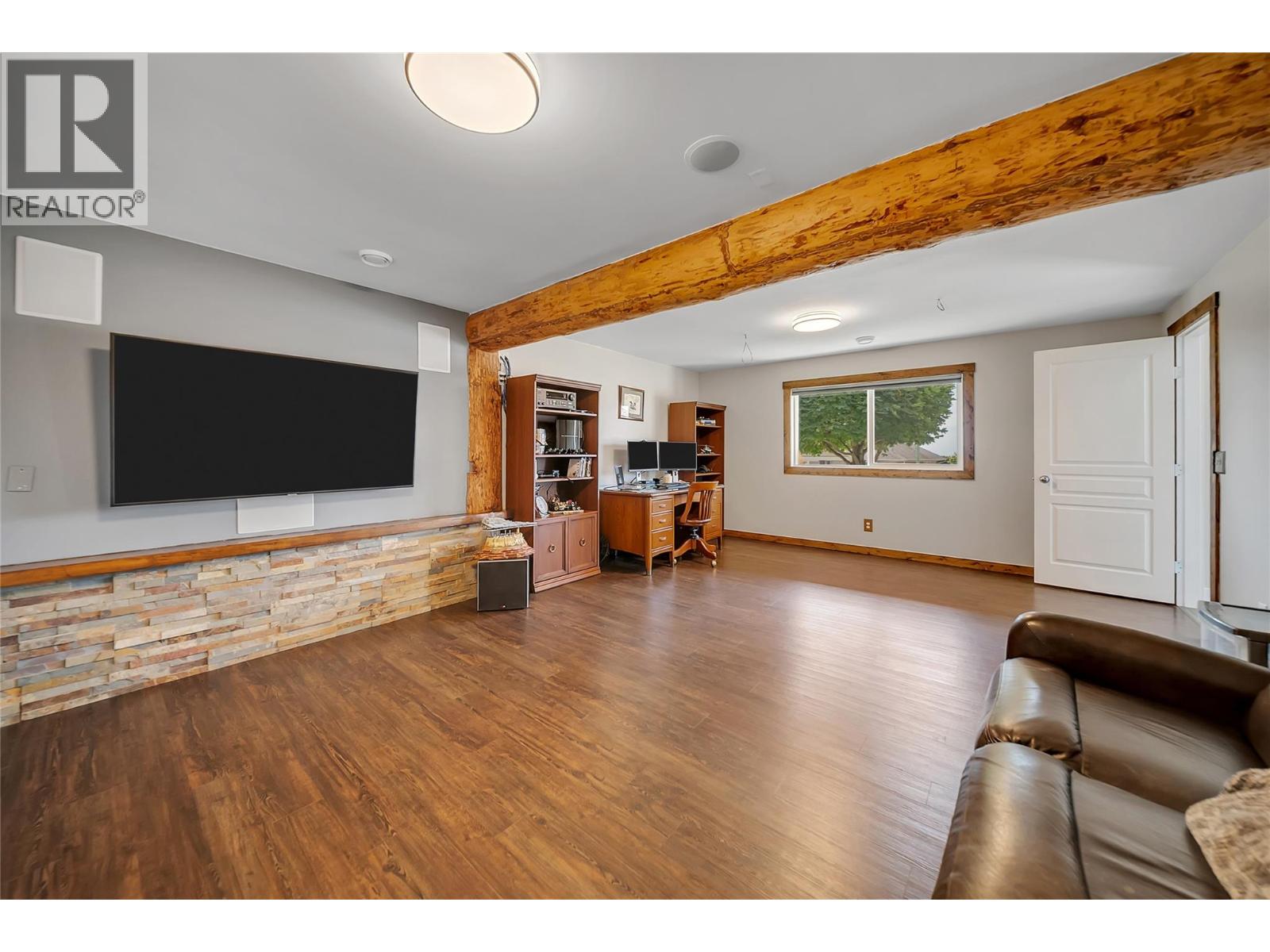 2310 Shannon Heights Place Property Photo 24