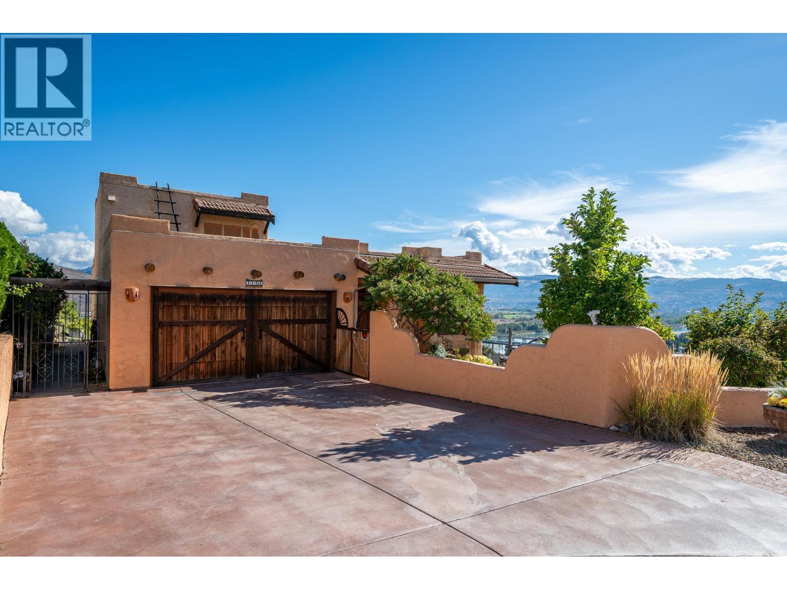 1828 Norview Place Property Photo 1