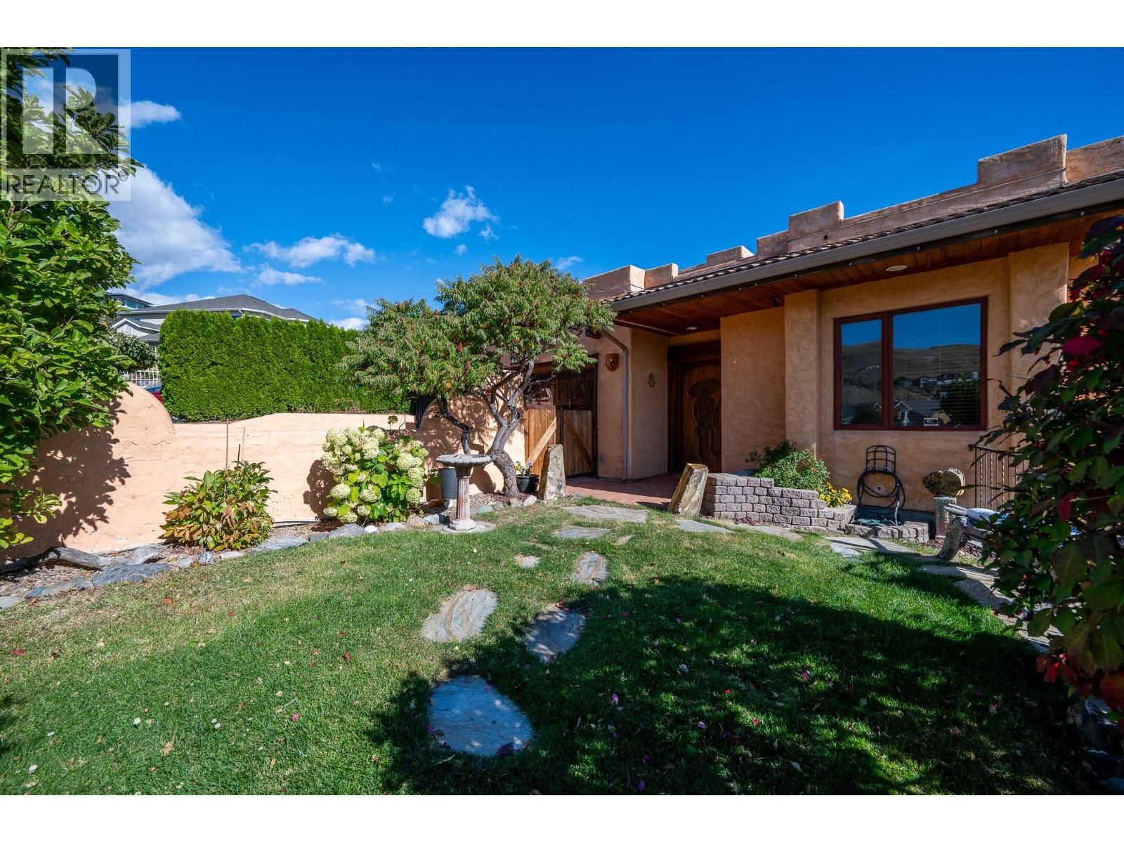 1828 Norview Place Property Photo 4