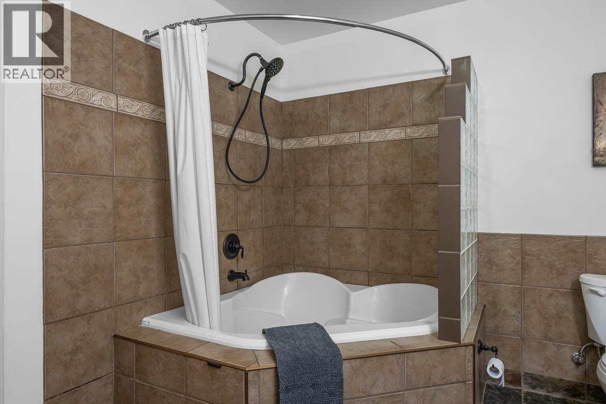 1828 Norview Place Property Photo 52