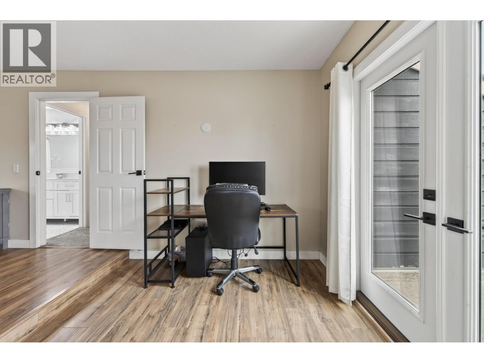 455 Laurier Drive Property Photo 25