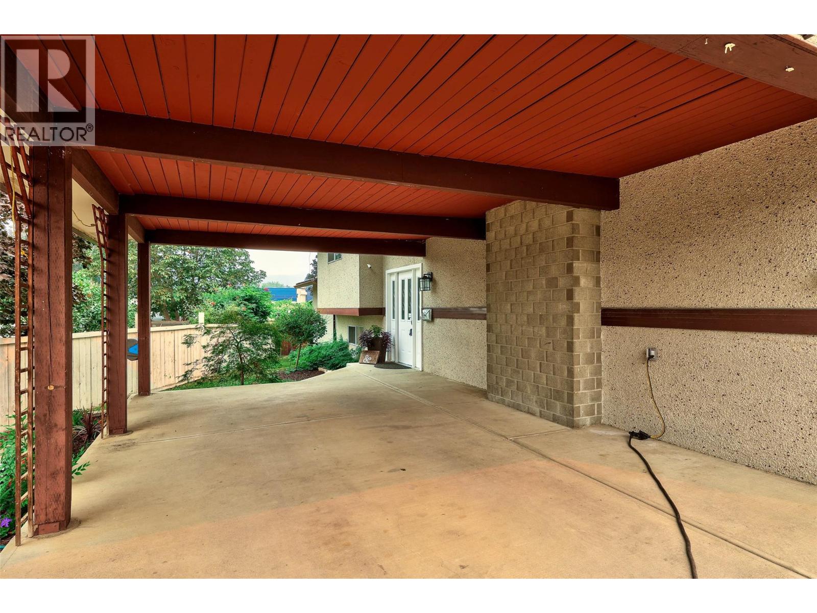 1670 Happyvale Avenue Property Photo 3