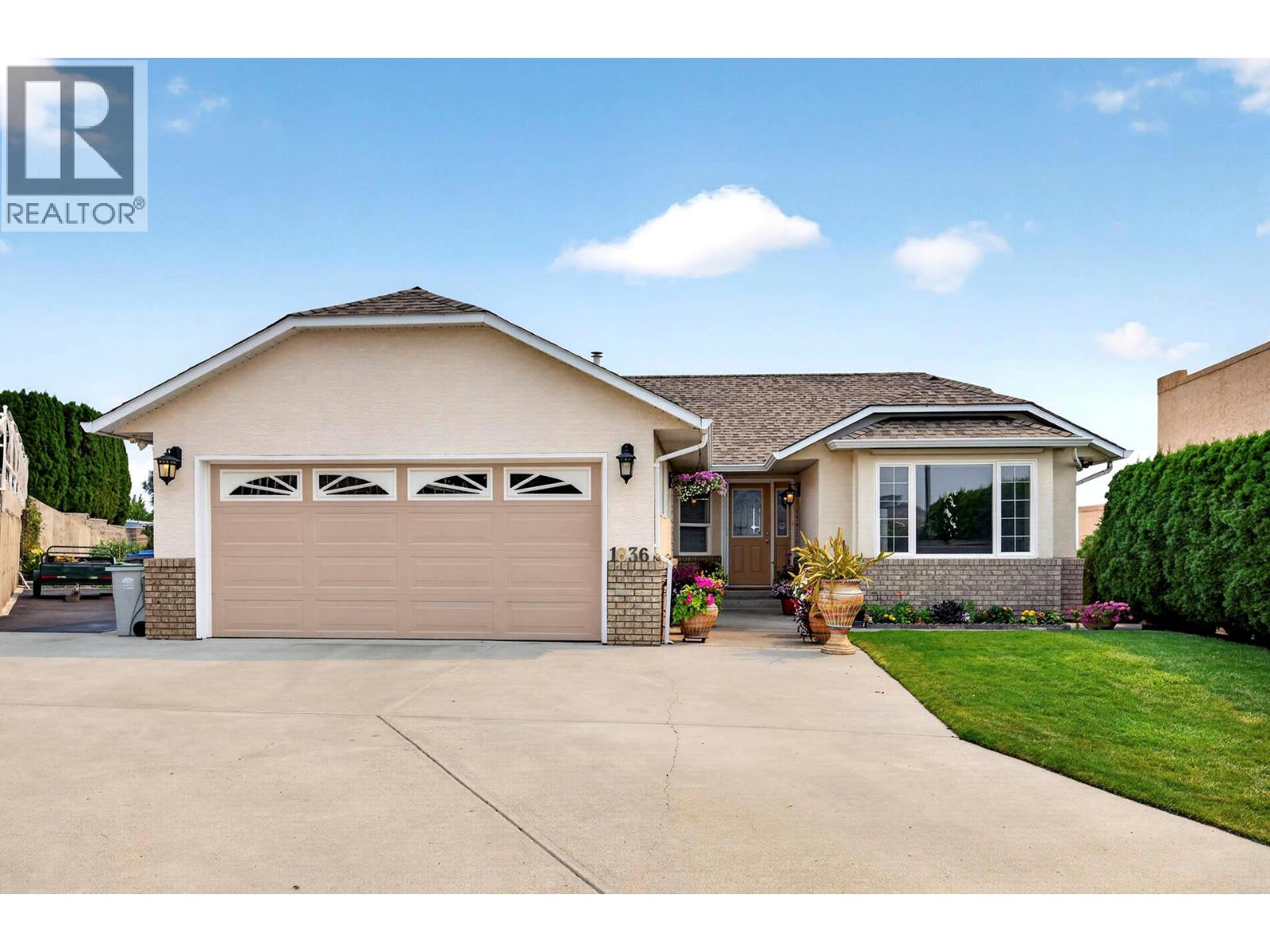 1836 NORVIEW Place Property Photo 1