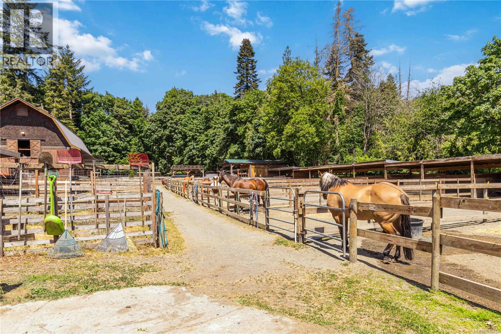 5480 Sooke Rd Property Photo 1