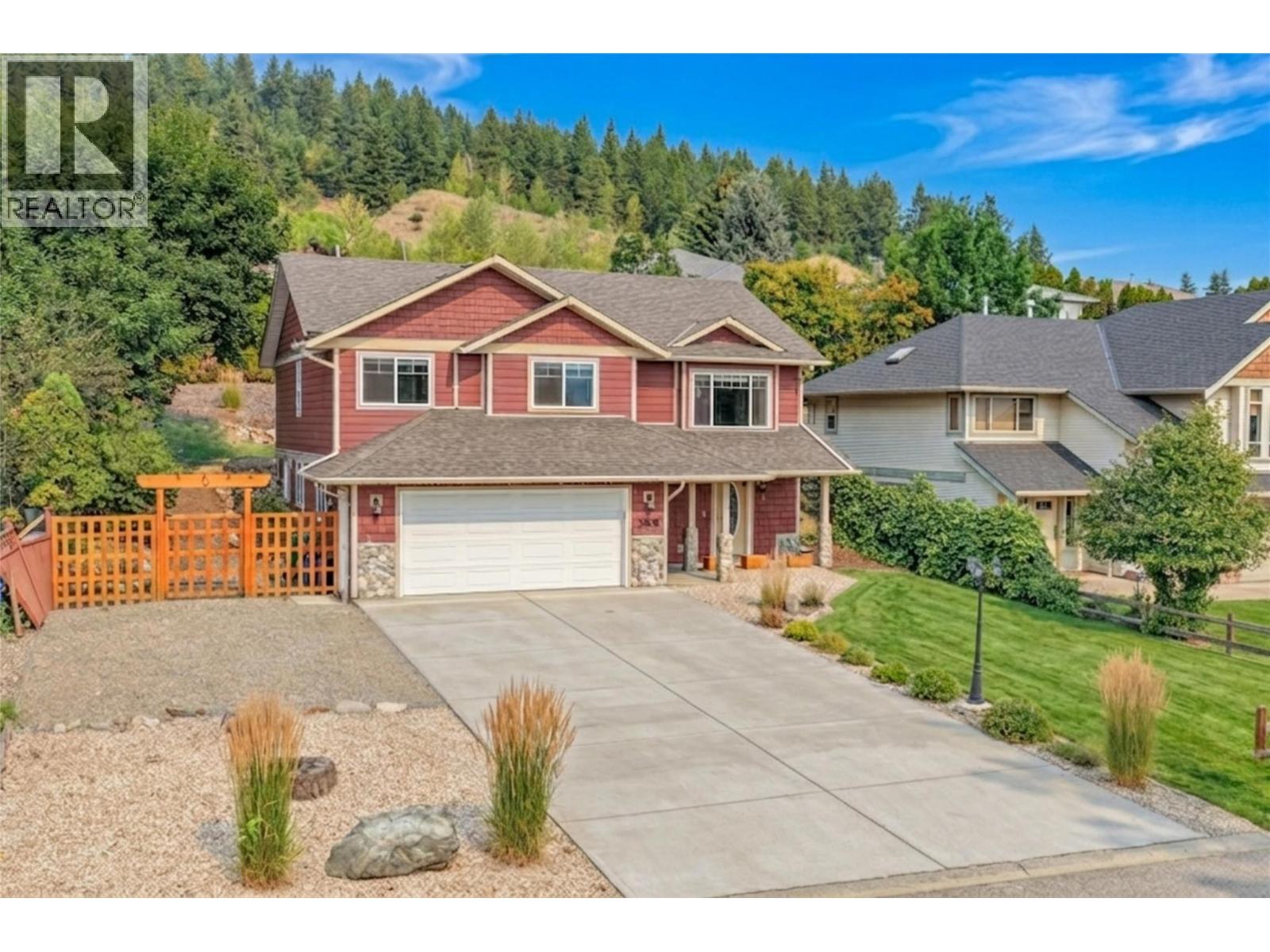 1808 Skyview Crescent Property Photo 1