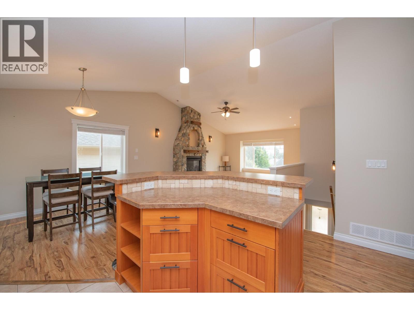 1808 Skyview Crescent Property Photo 10