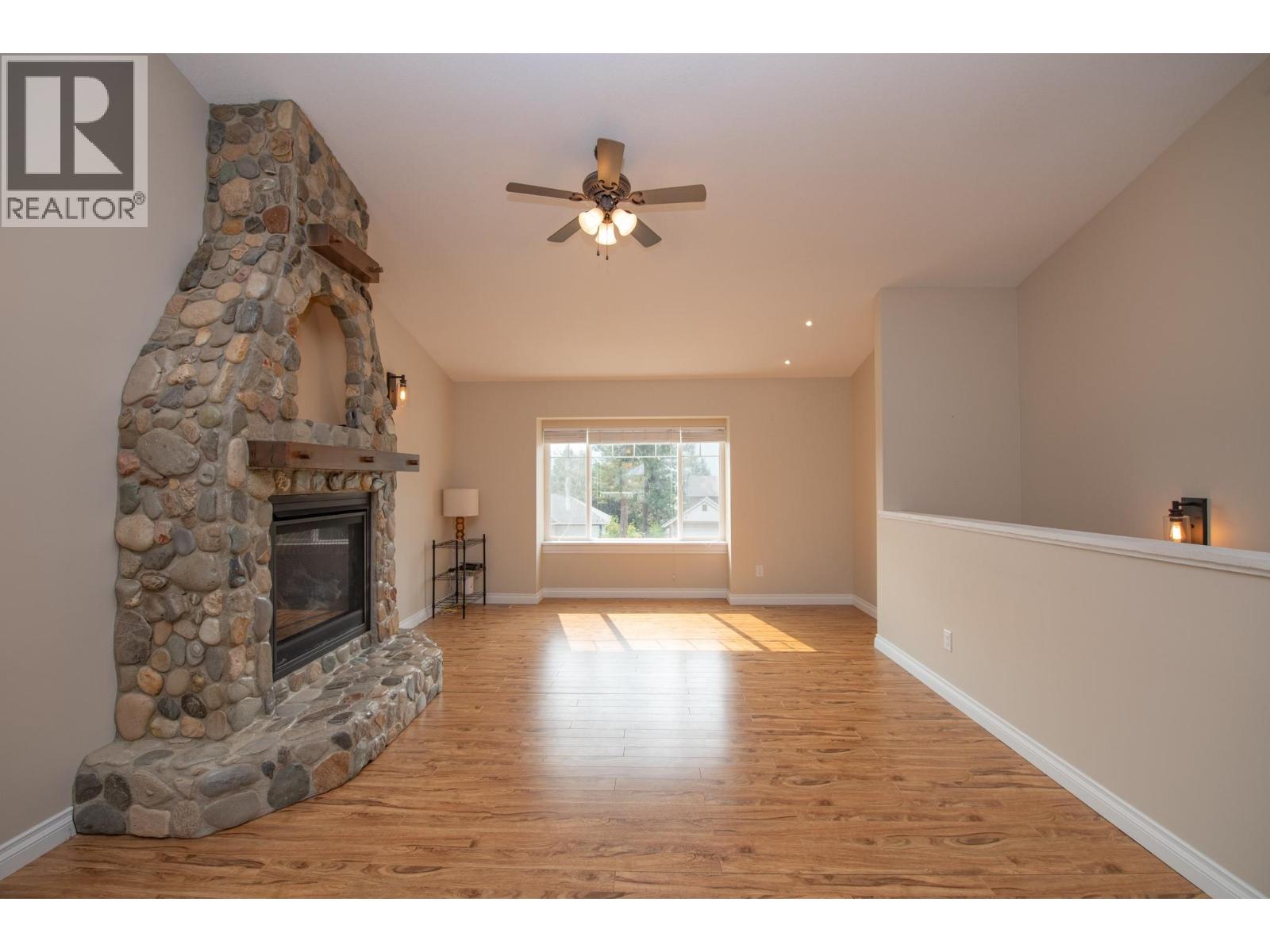 1808 Skyview Crescent Property Photo 14